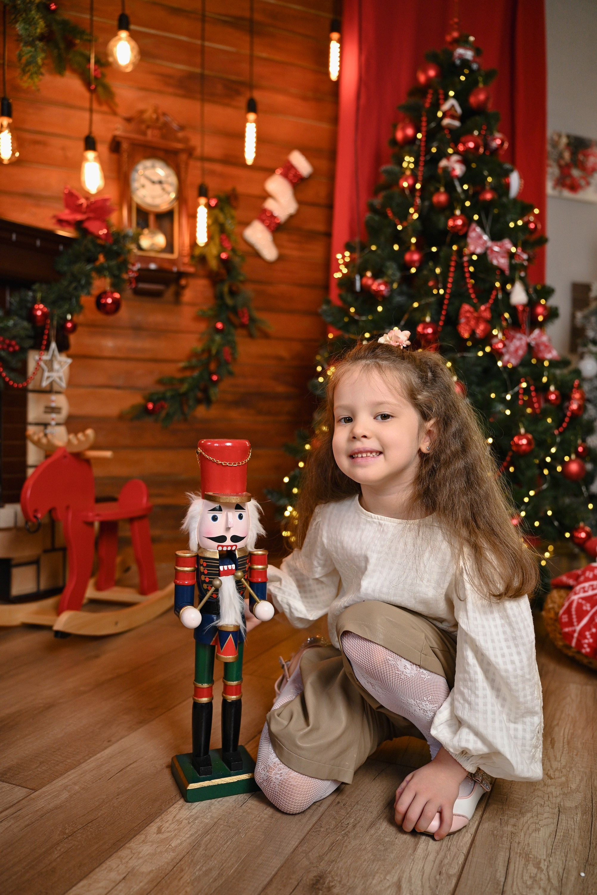 Яна. Компания и фотошкола по созданию контента в Москве