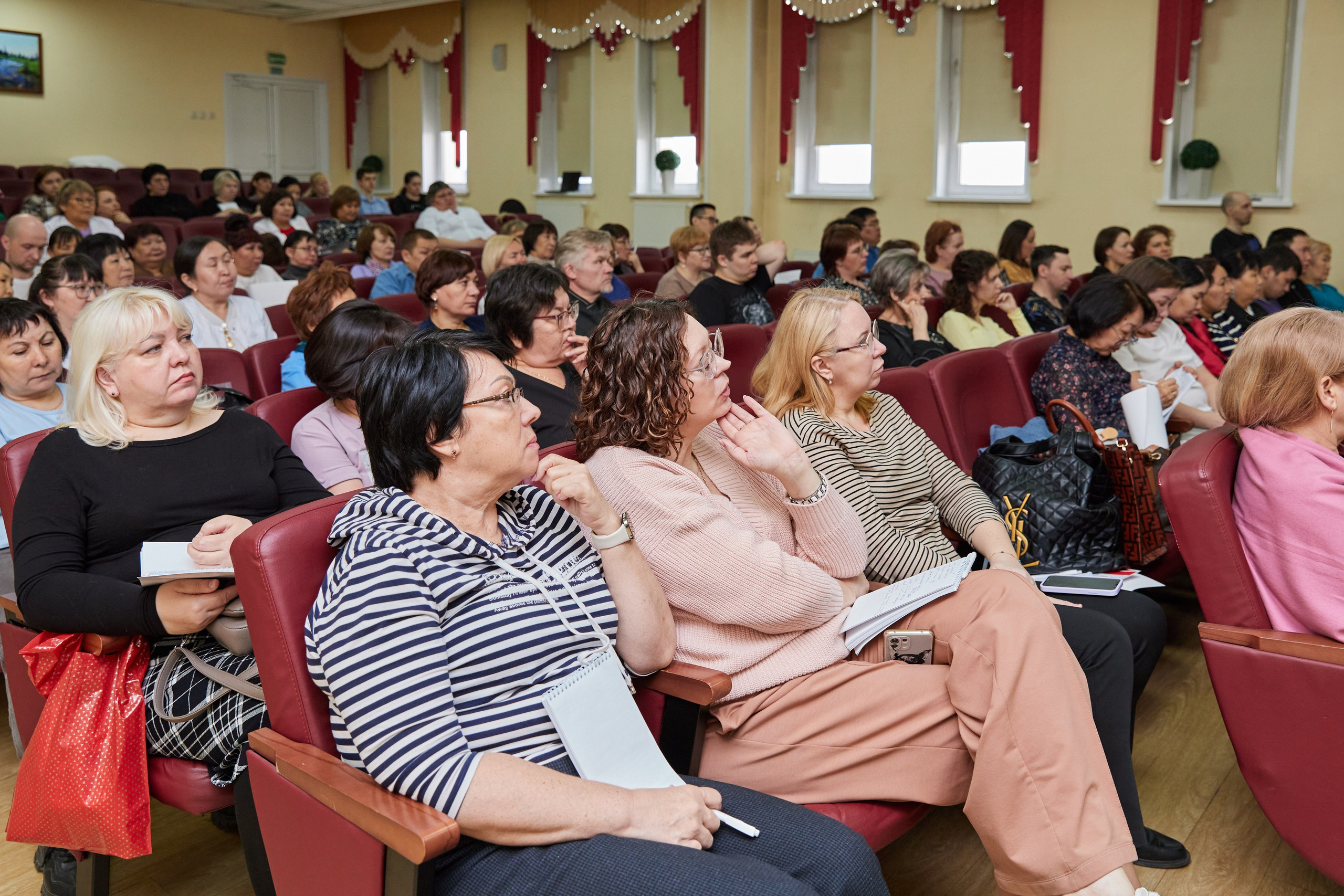 Врачебная конференция. Контент-фотограф в Абакане Наталья Нагибина