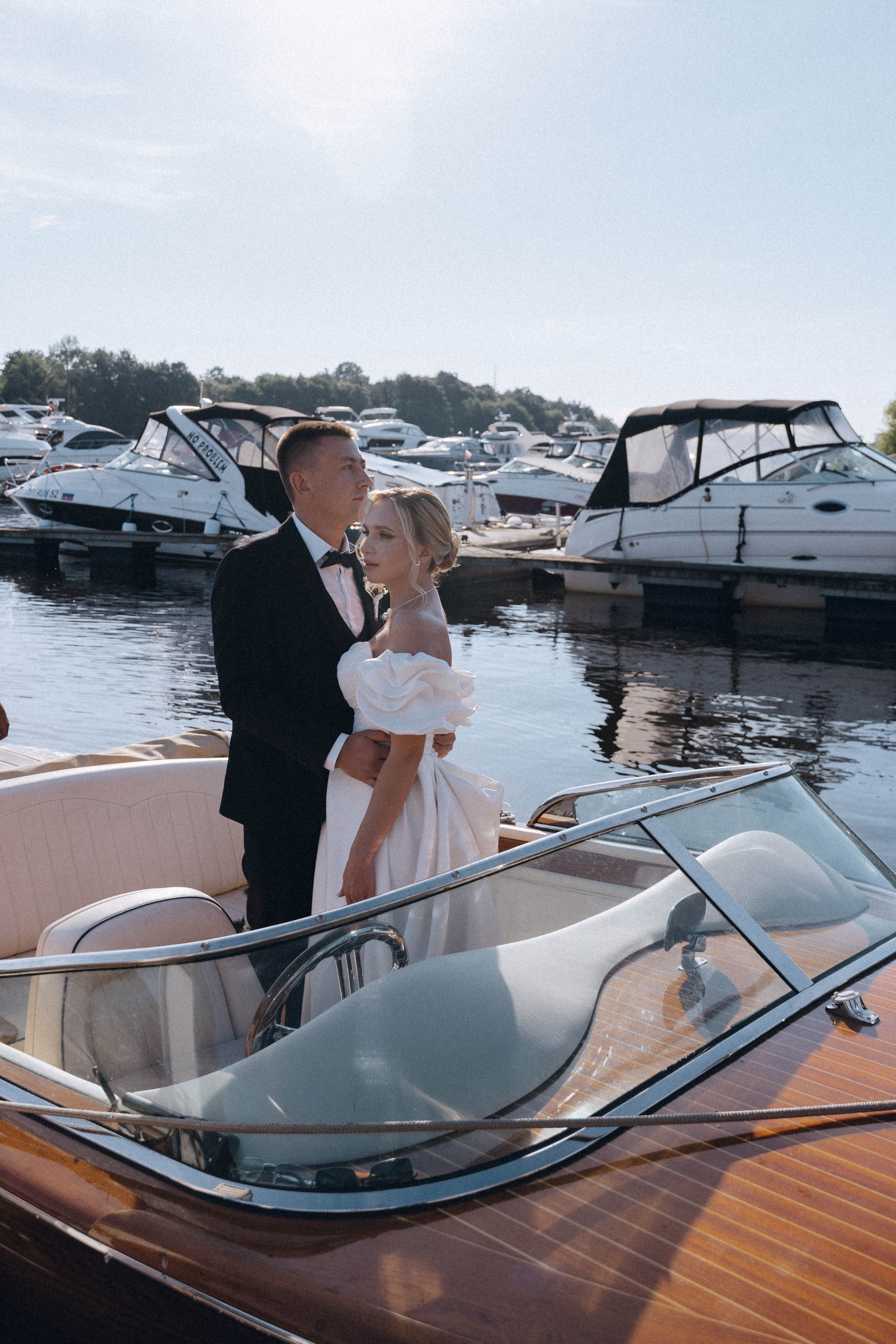 СВАДЕНБНАЯ СЬЕМКА НА КАТЕРЕ ПО КАНАЛАМ САНКТ-ПЕТЕРБУРГА И В АКВАТОРИИ НЕВЫ. Профессиональный фотограф, Санкт-Петербург — Виктория Богомолова