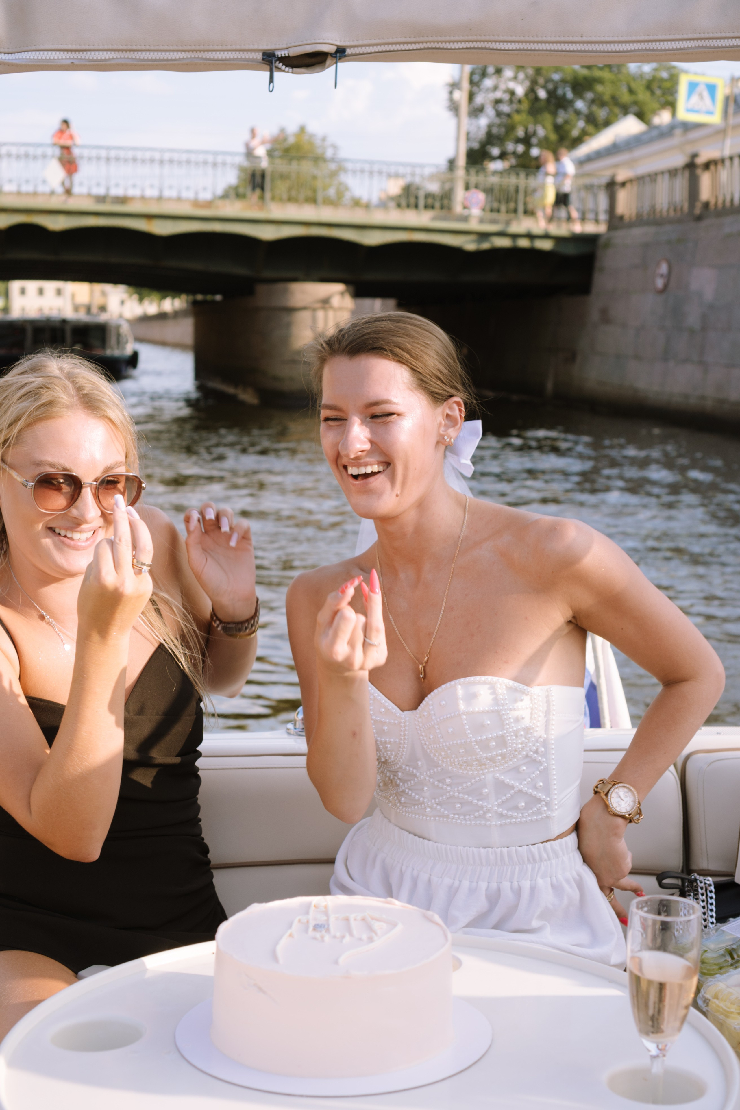 ДЕВИЧНИК НА КАТЕРЕ. Профессиональный фотограф, Санкт-Петербург — Виктория Богомолова