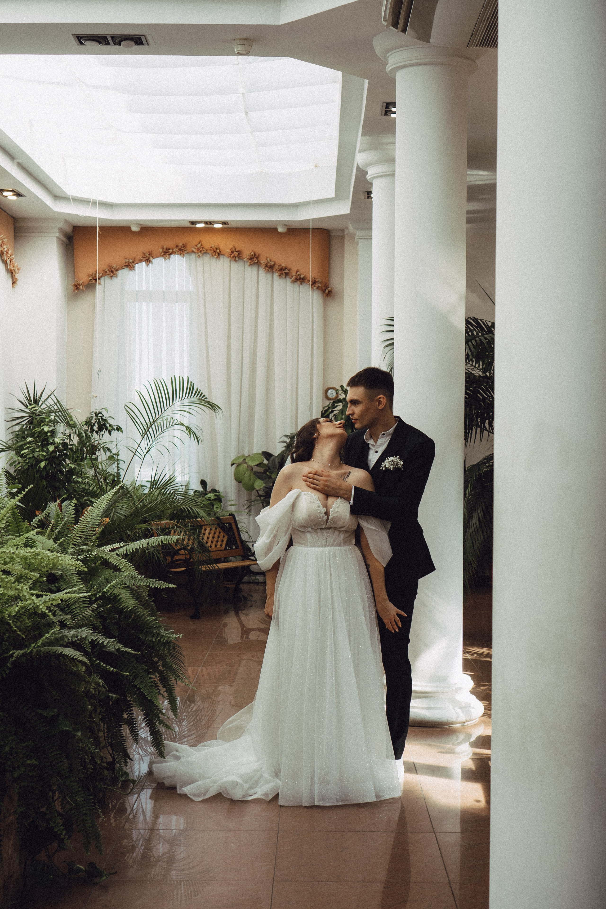 СВАДЕБНАЯ СЬЕМК В ПАРКЕ 300-ЛЕТИЯ. Профессиональный фотограф, Санкт-Петербург — Виктория Богомолова