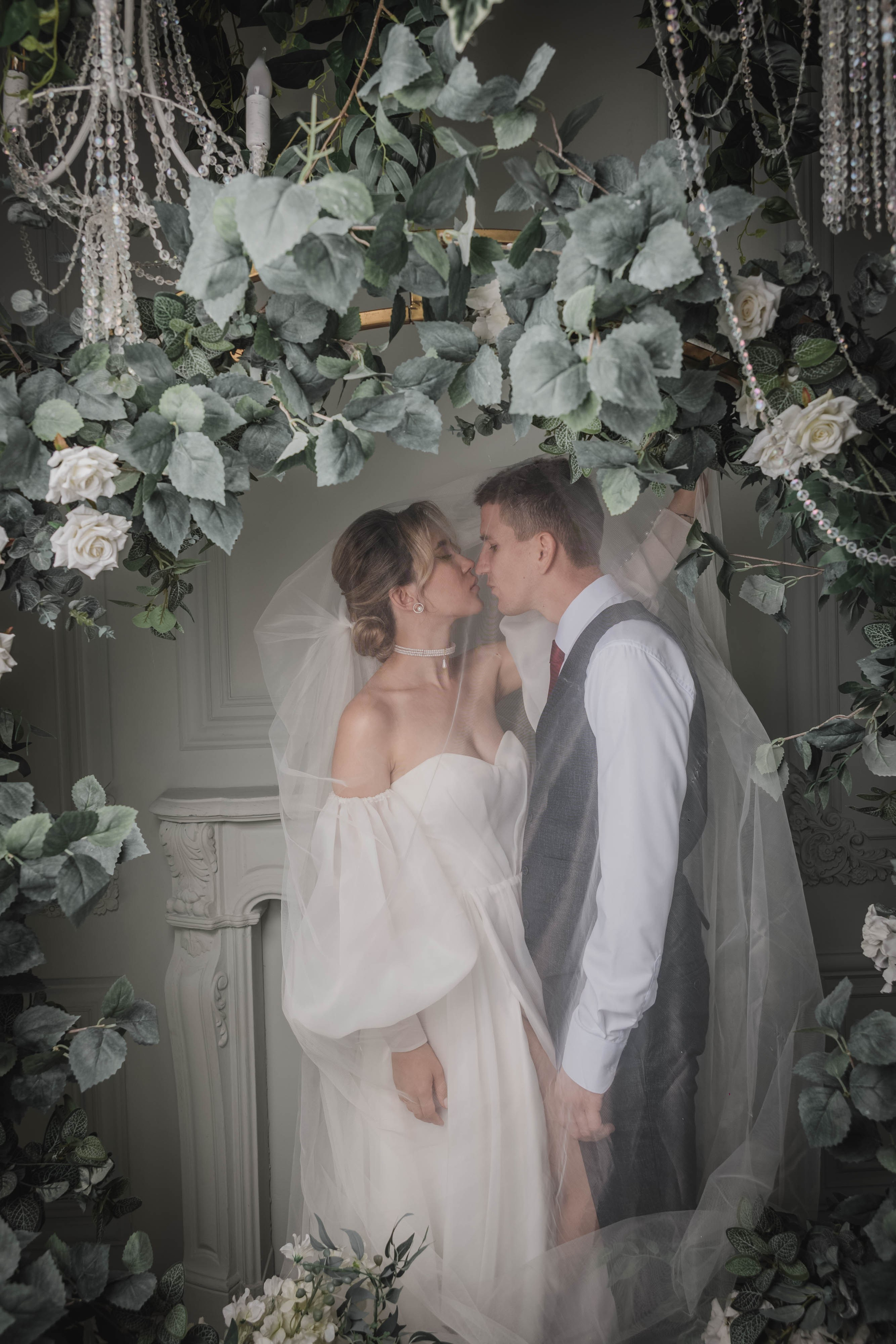 Свадебная фотосессия в фотостудии г. Саратова Яна и Сергей 28.08.2024. Свадебный фотограф, портретный фотограф в Москве и Саратове Оксана Анциферова