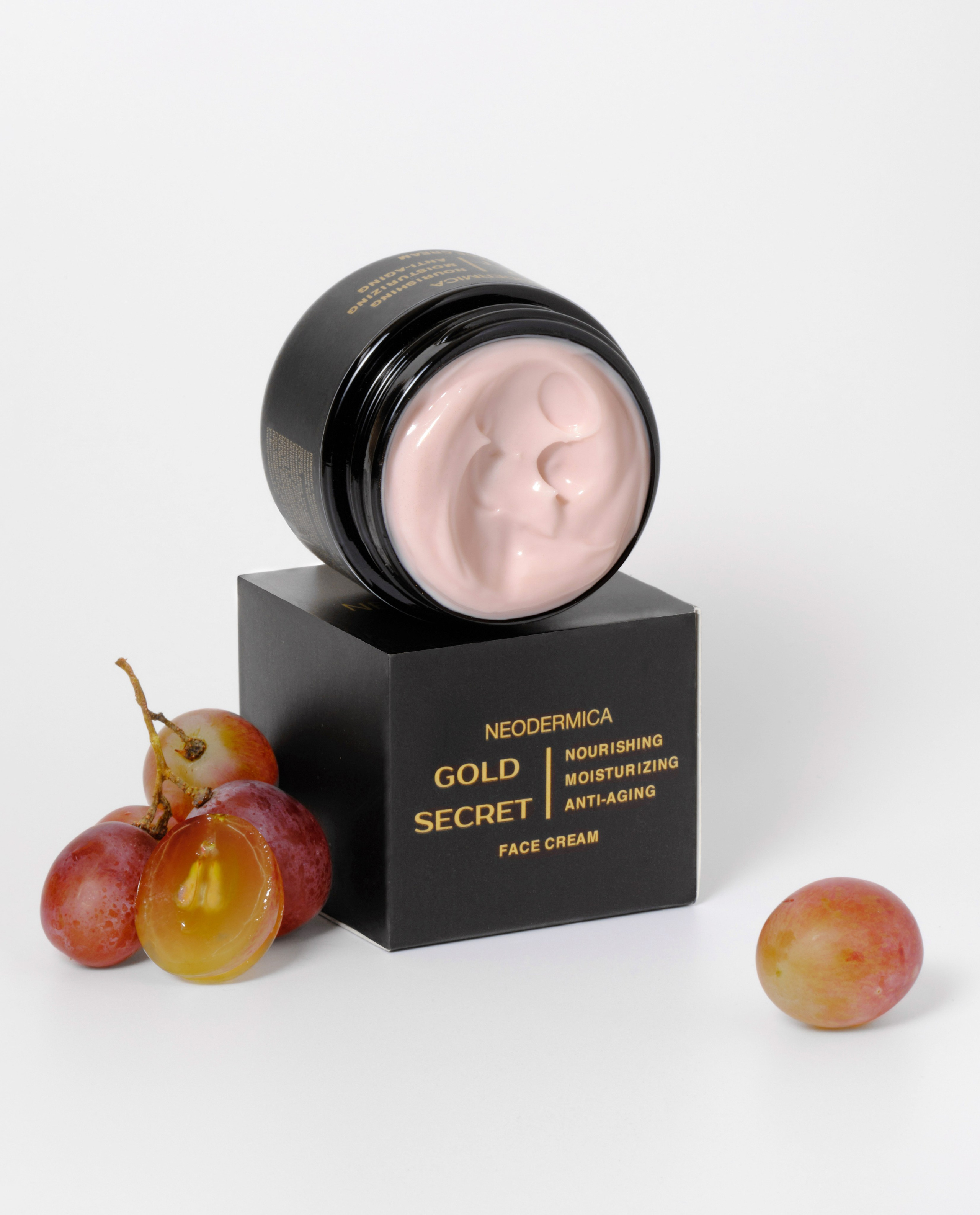 Уходовая косметика. Предметный фотограф в Нижнем Новгороде Аладышкина Анастасия