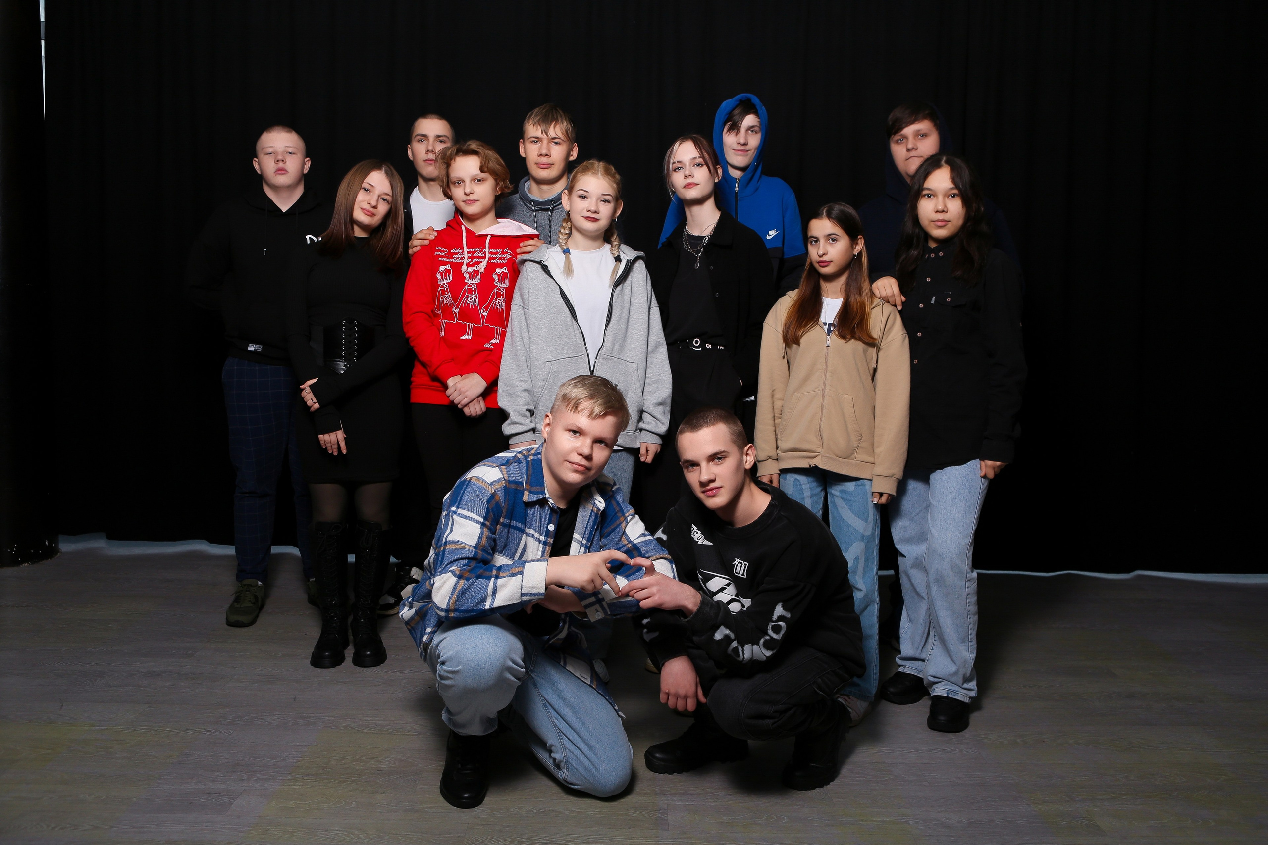 ШКОЛЬНАЯ ФОТОСЕССИЯ В СТУДИИ. ТВОЙ АЛЬБОМ / ТВОИ ПРАВИЛА