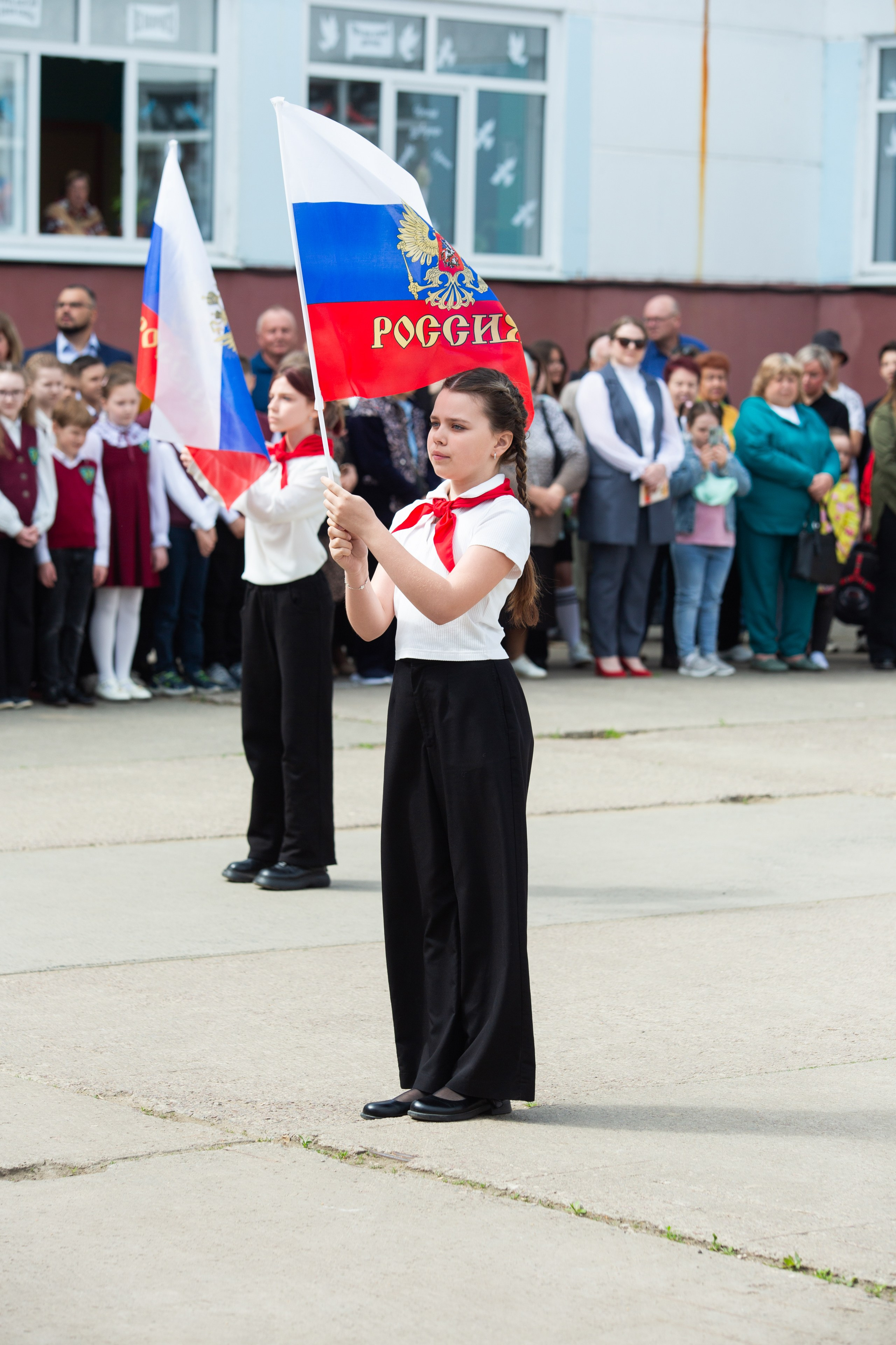 ПОСЛЕДНИЙ ЗВОНОК 2025 9 ШКОЛА. ТВОЙ АЛЬБОМ / ТВОИ ПРАВИЛА
