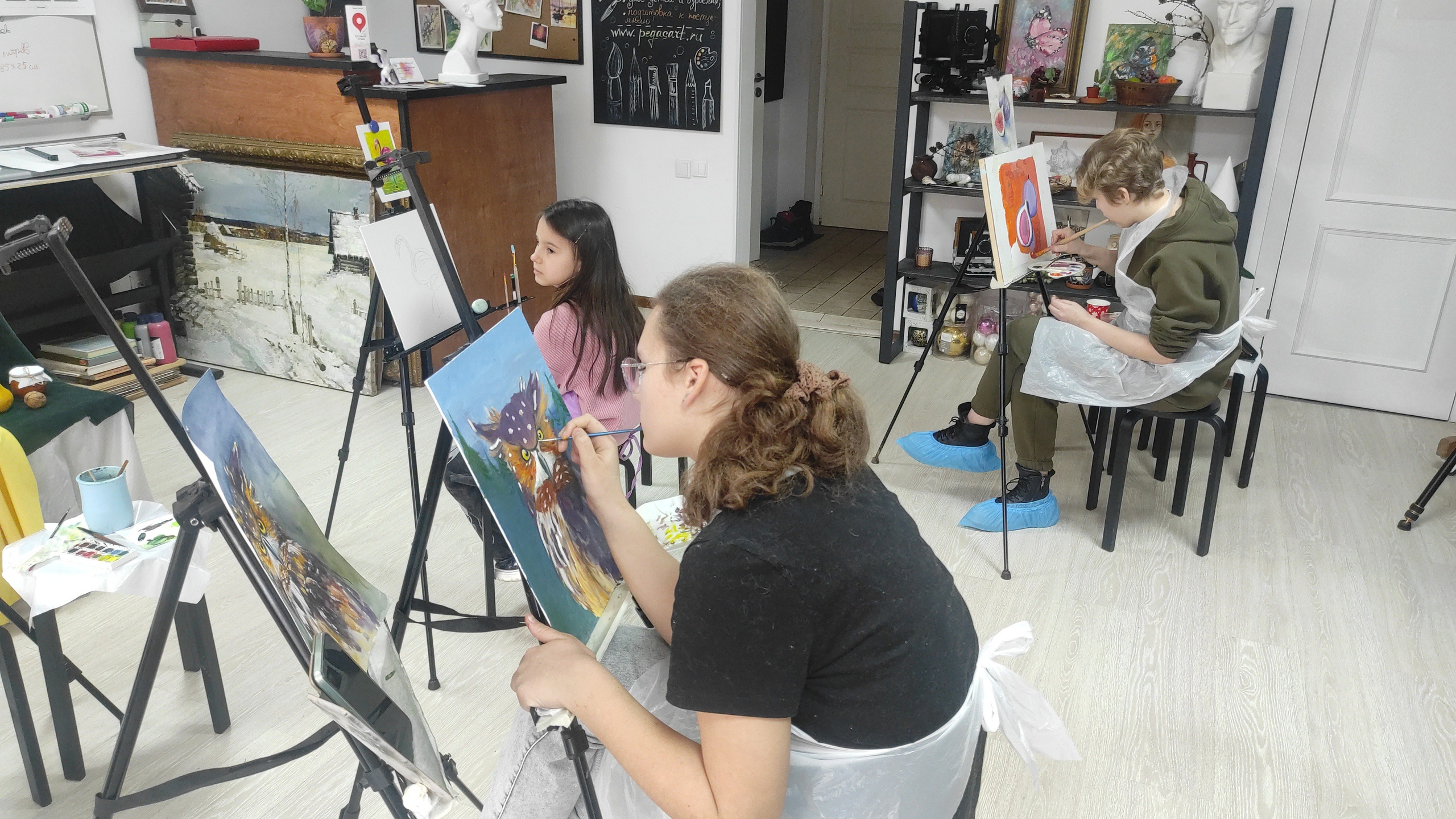 Подростки и дети постарше. Арт-вечеринки и мастер-классы в Москве для взрослых и детей