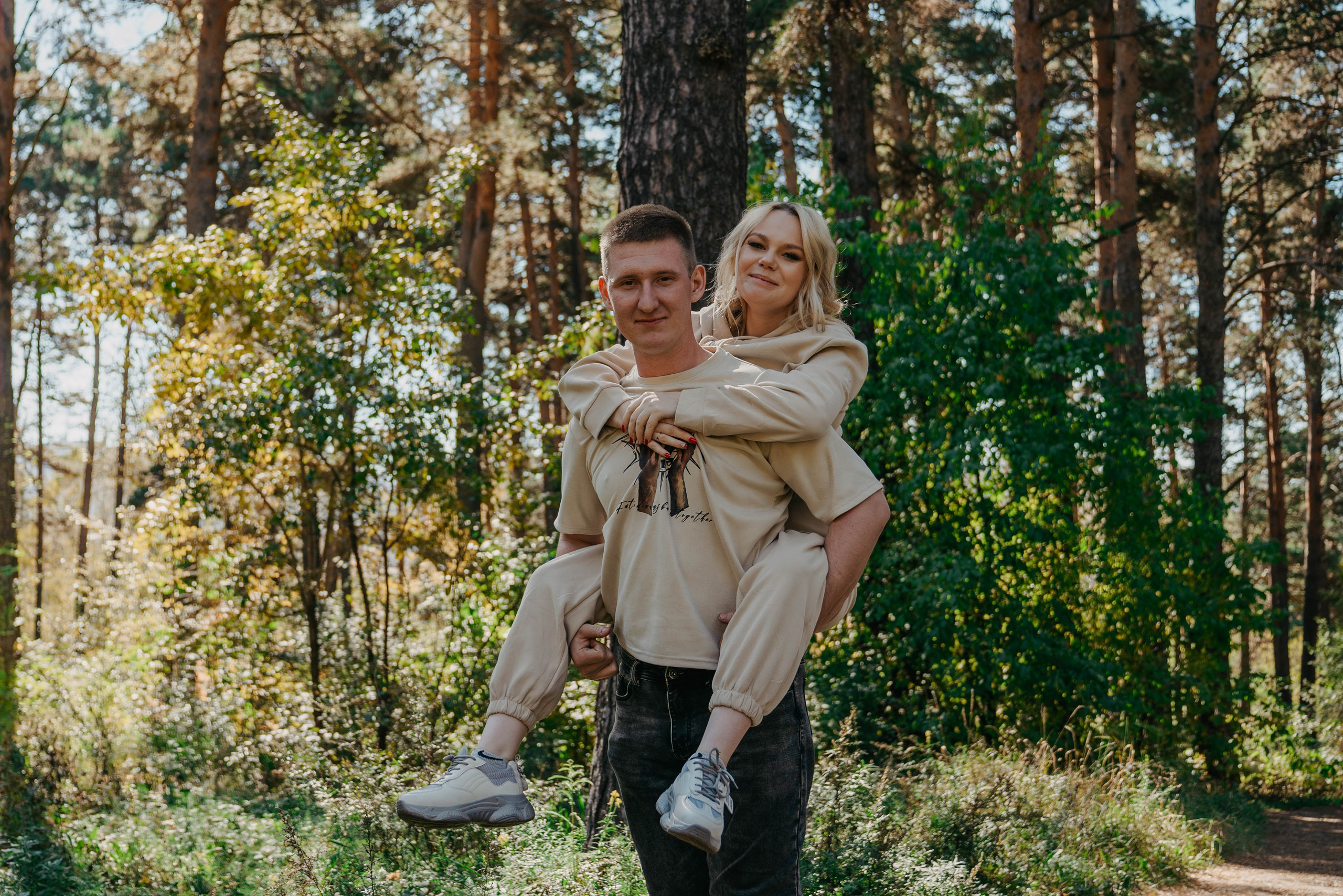 Николай и Ангелина 24'. Фотограф, видеограф и пилот дрона на Байкале