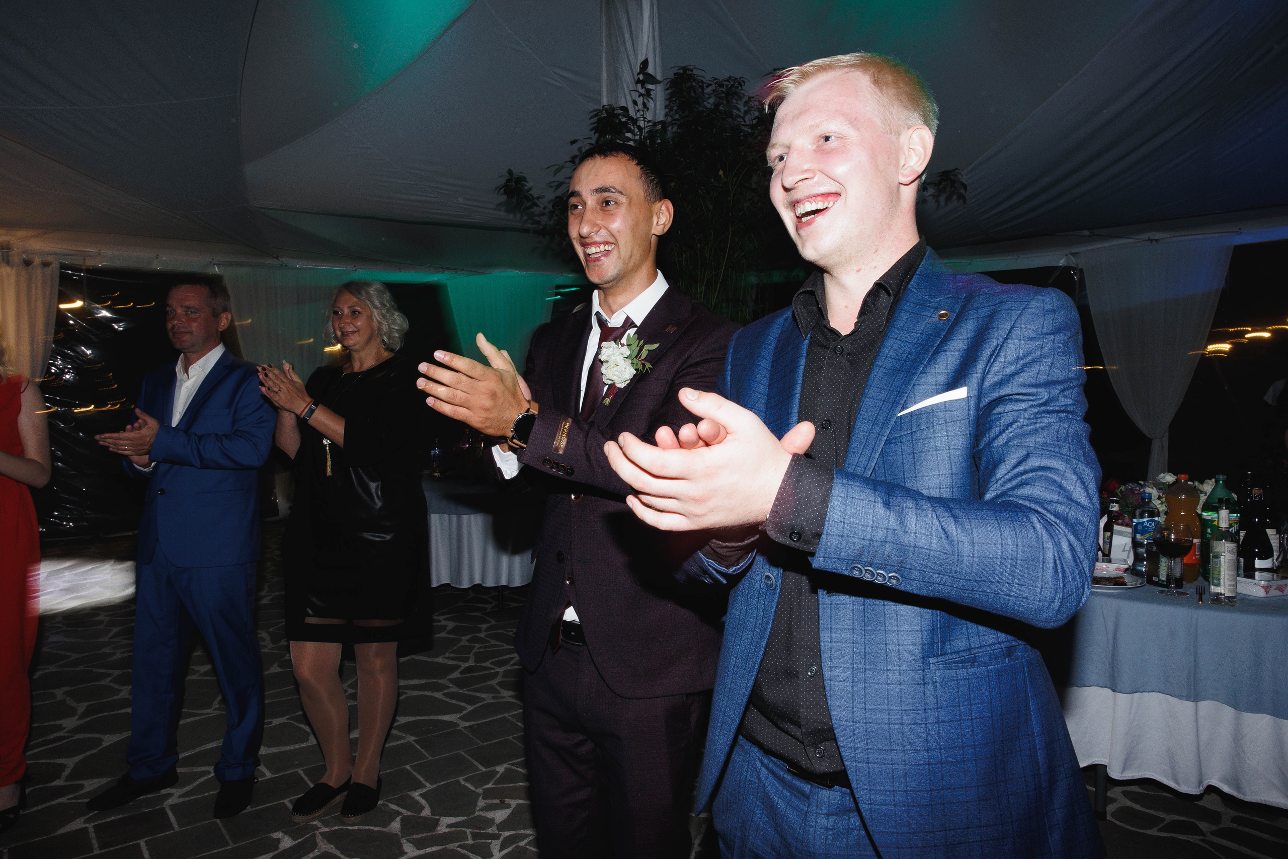 Движ на поляне. Галерея