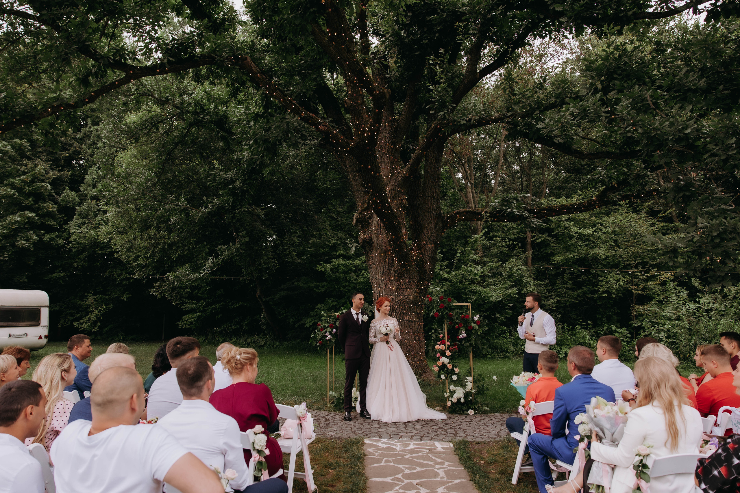 Движ на поляне. Галерея