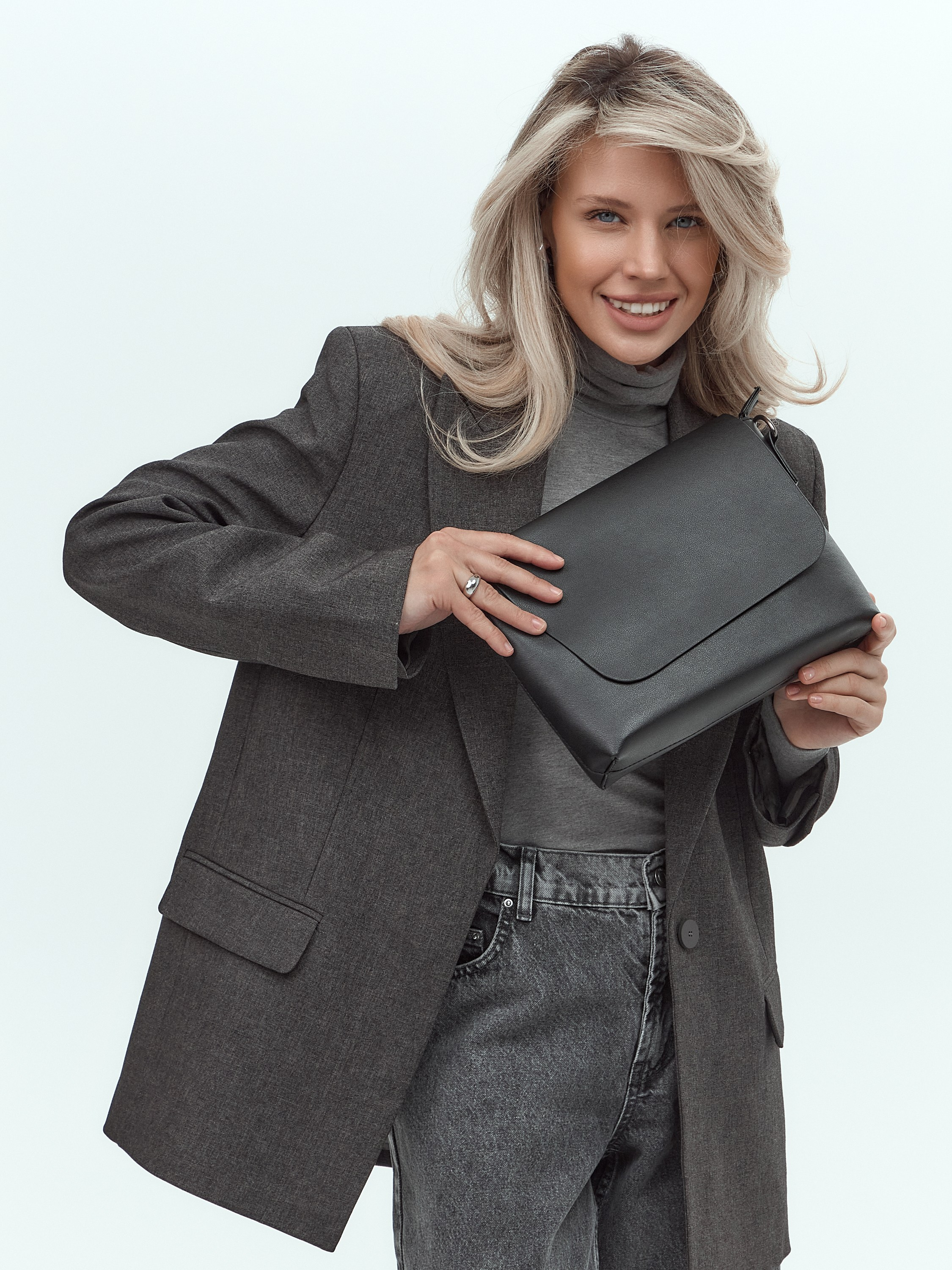 ДАША Ч. Продающий контент для маркетплейсов и e-commerce «под ключ»