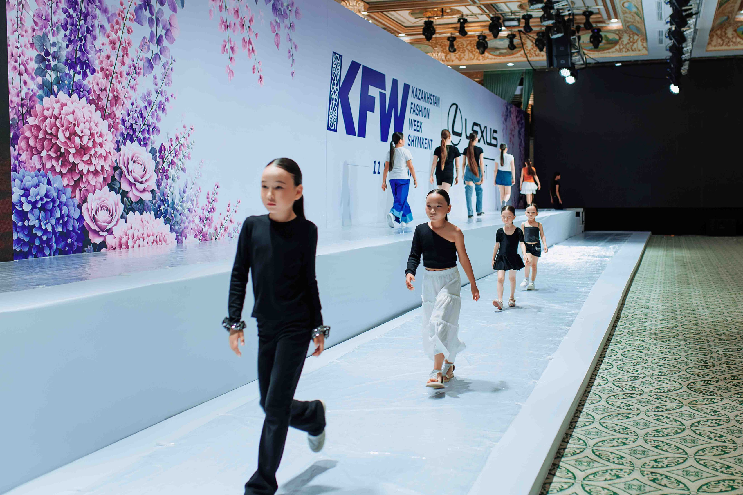KAZAKHSTAN FASHION WEEK SHYMKENT «11 SEASON» PREPARATION. Кипятком Шымкент