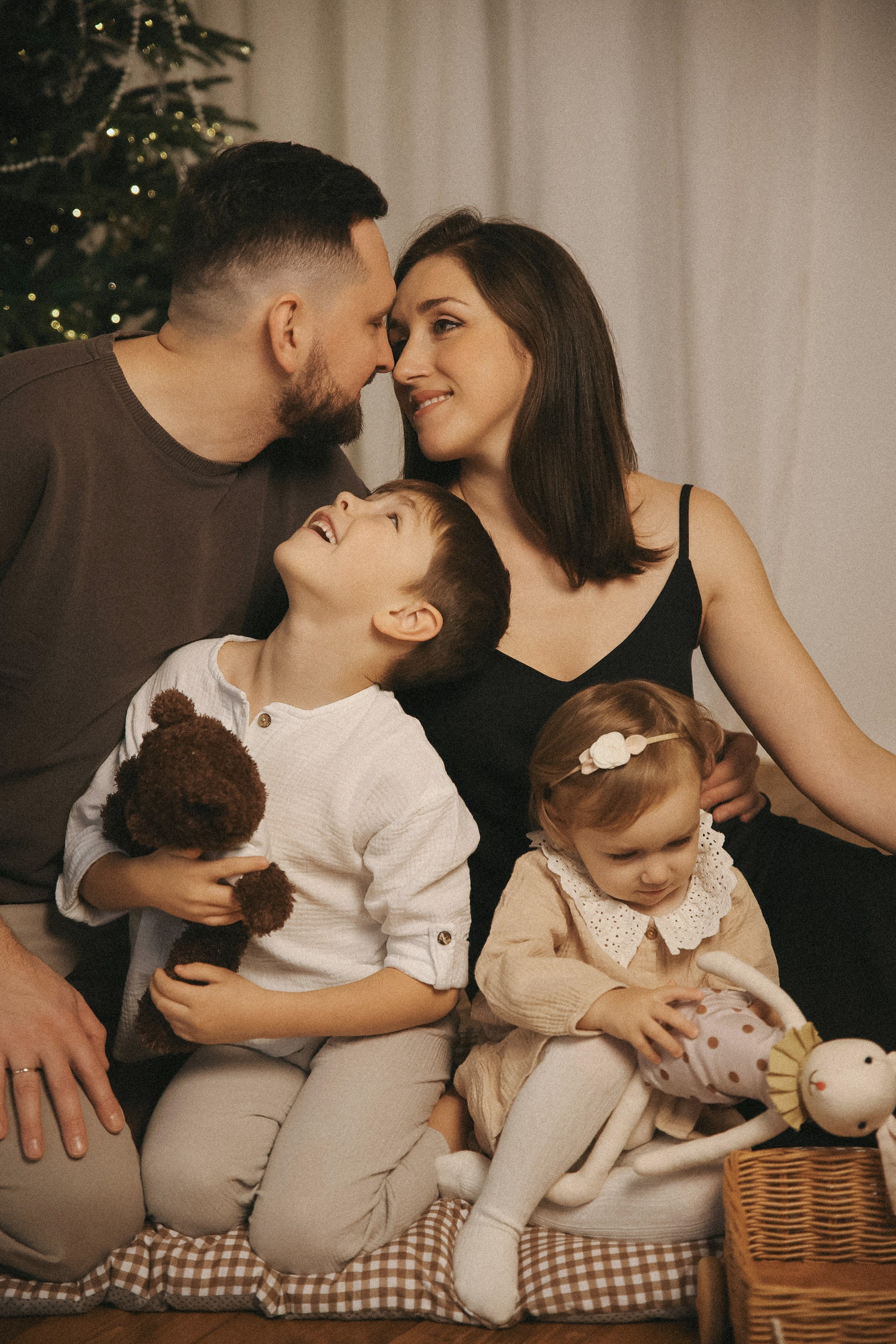 Новогодняя фотосессия во Владимире съемка на новый год фотосессия в студии. Фотограф Владимир Москва