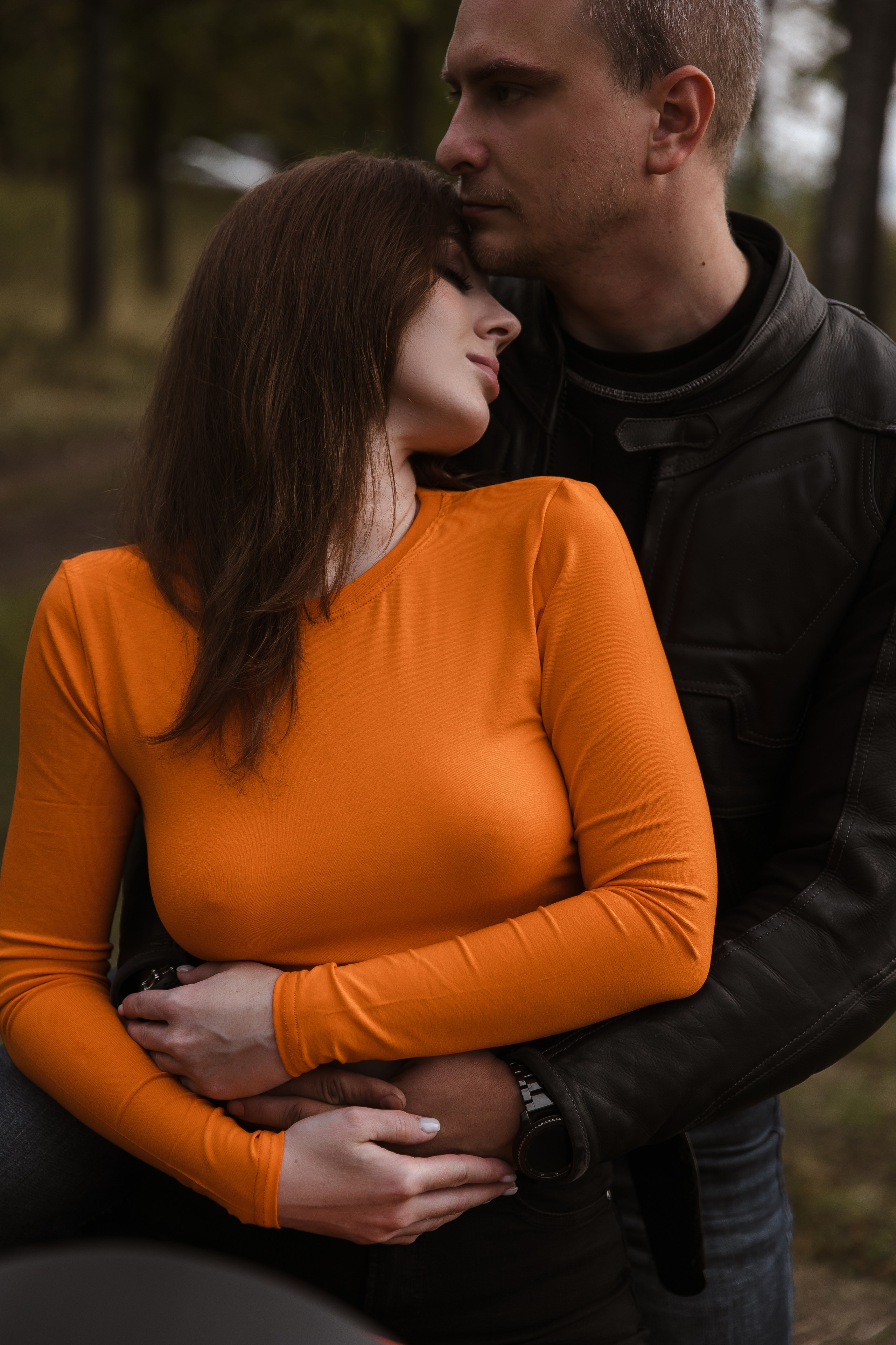 Фотосессия лавстори с мотоциклом на природе. Свадебный и семейный фотограф в Самаре и Тольятти | Елена Топанцева