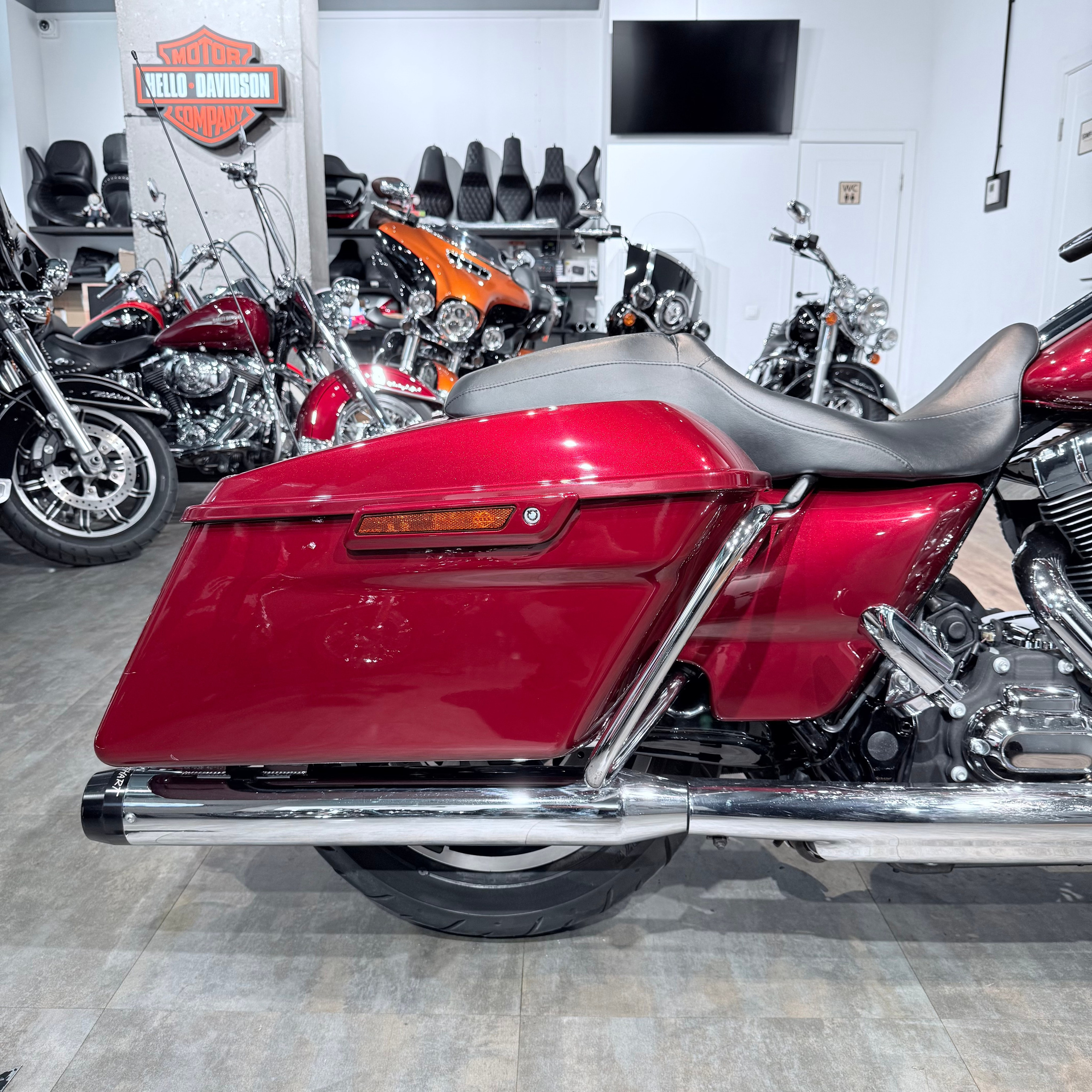 2013 Strееt Glide 103 ABS Сhеrry Реаrl. Hello Davidson, Москва. Только хорошие мотоциклы…