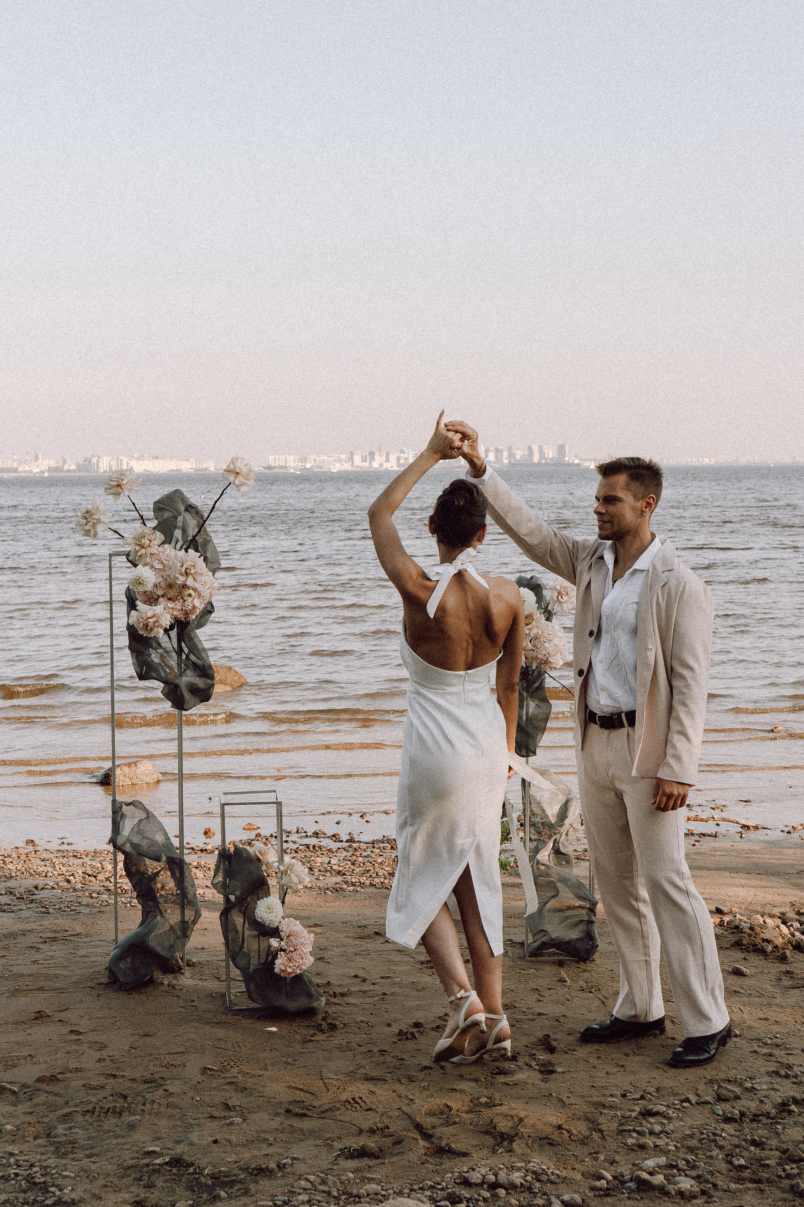 СВАДЕБНАЯ ФОТОСЕССИЯ ВЫЕЗДНОЙ ЦЕРЕМОНИИ (ФИНСКИЙ ЗАЛИВ). Профессиональный фотограф, Санкт-Петербург — Виктория Богомолова