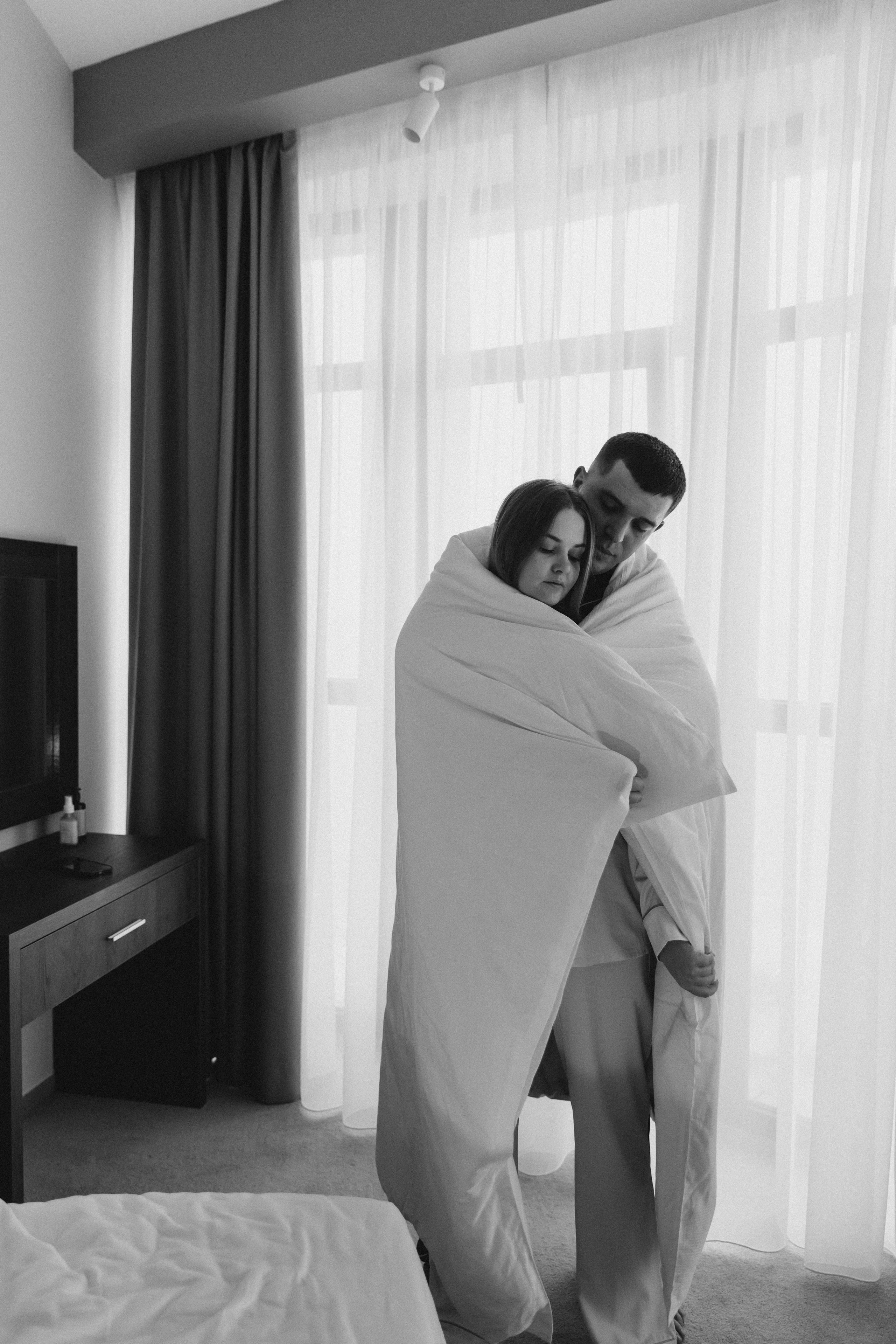 Lovestory в отеле «Кандинский». Фотограф Зеленоградск Красильникова Елена