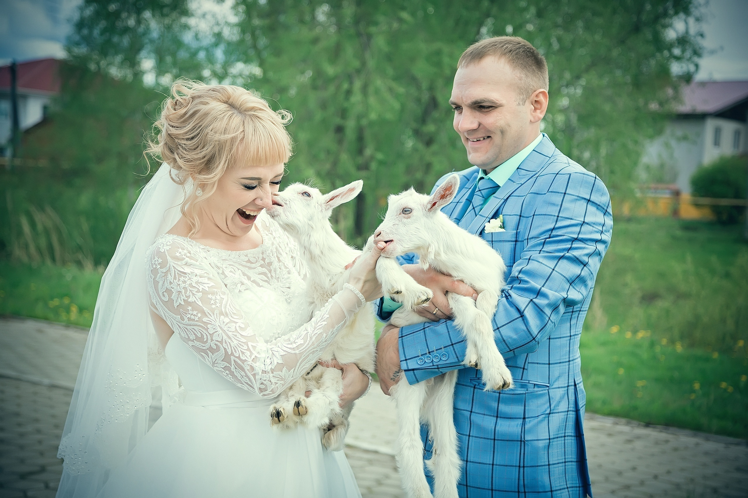 © Фотостудия "Олеся". Все права защищены. "Любое использование или копирование материалов или элементов дизайна сайта допускается только с разрешения правообладателя и со ссылкой на источник".