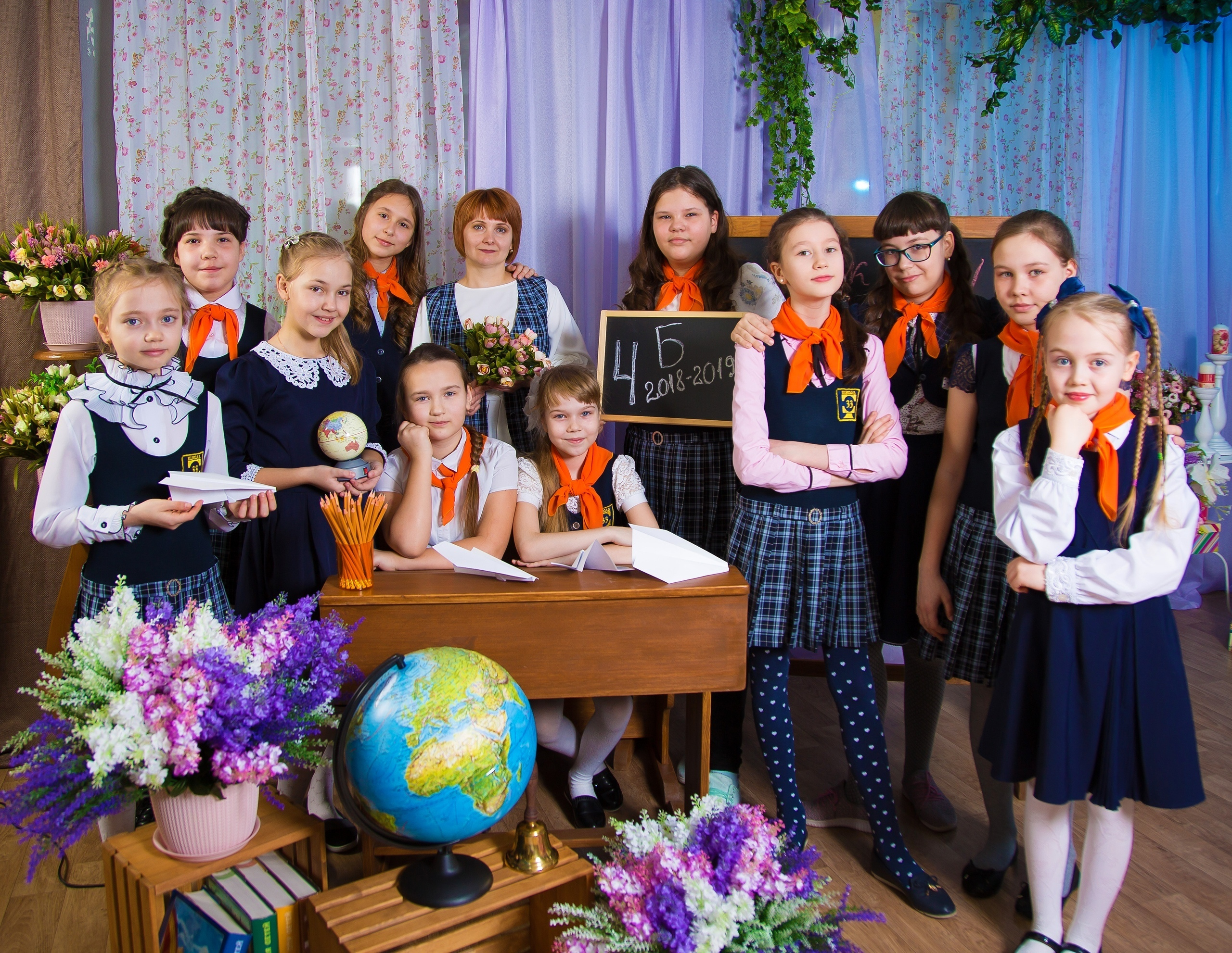 © Фотостудия "Олеся". Все права защищены. "Любое использование или копирование материалов или элементов дизайна сайта допускается только с разрешения правообладателя и со ссылкой на источник".