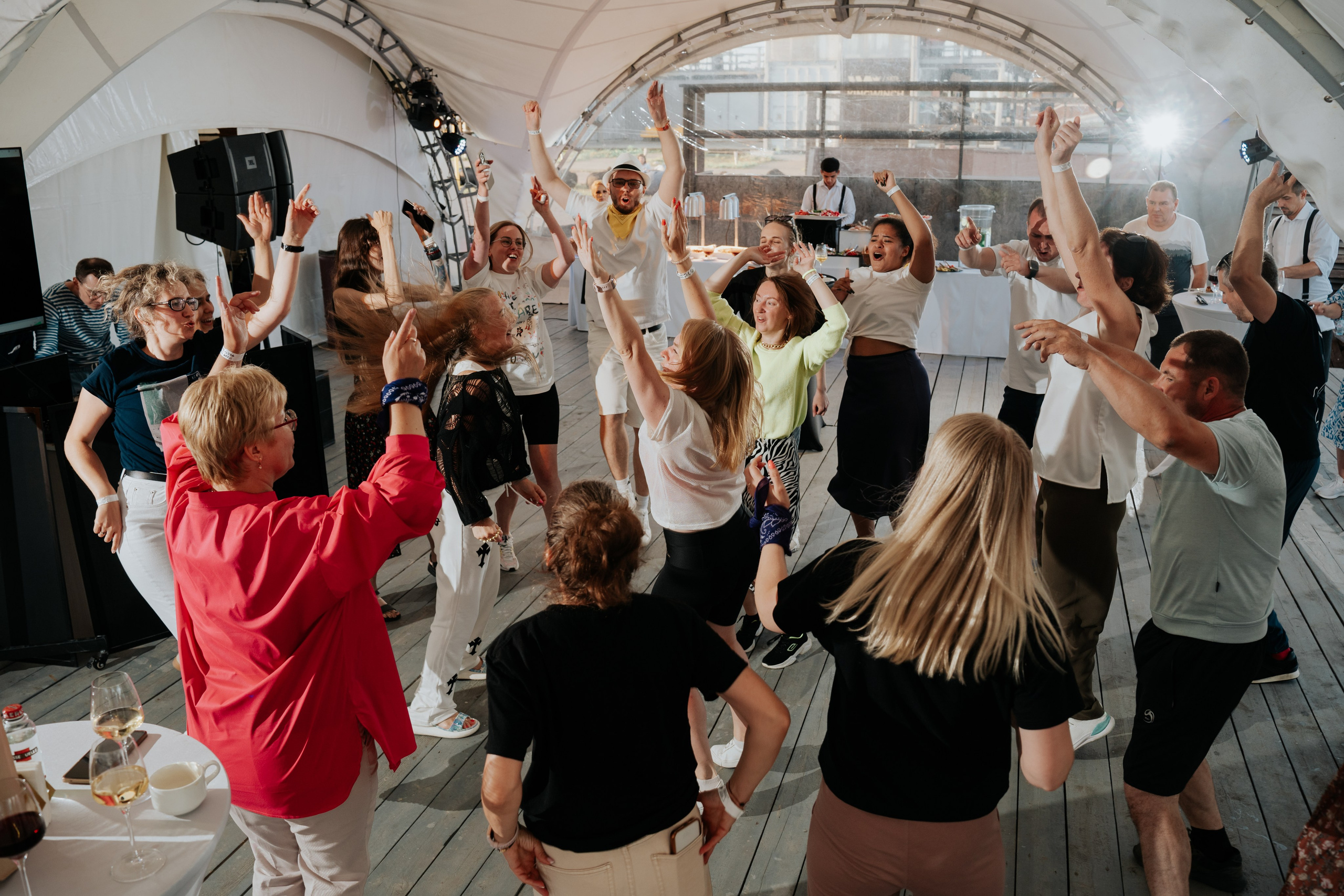 — ИВЕНТЫ. Профессиональный фотограф в Санкт-Петербурге Владимир Денисов