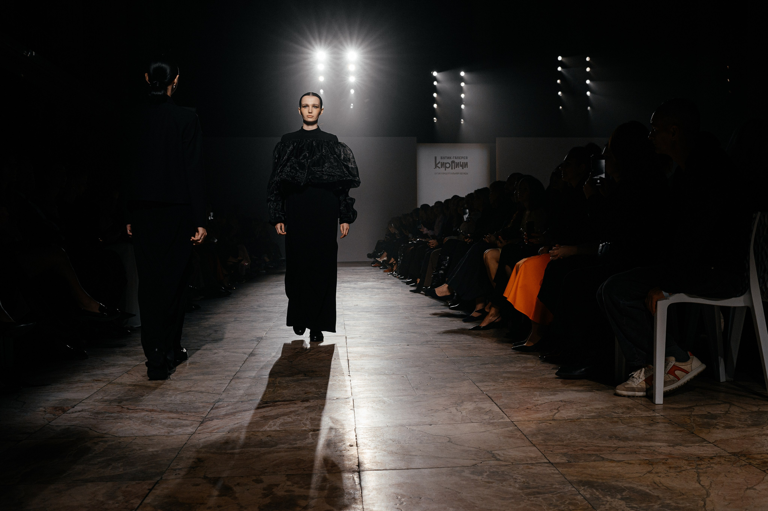 Показ Кирпичи. Коммерческий фотограф в Санкт-Петербурге Анна Кобзарь