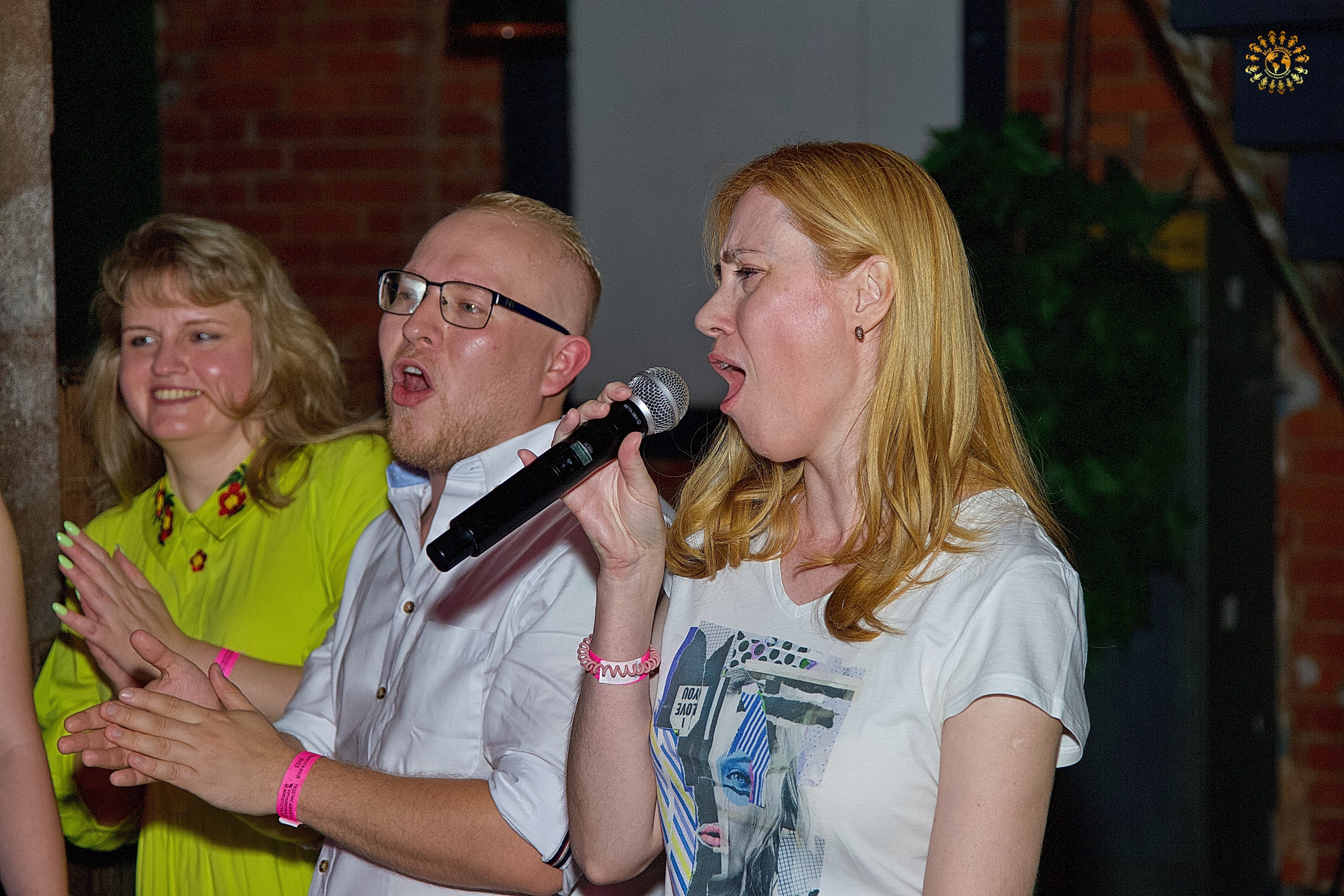 Выпускной 2023 (9-й класс, школа № 46). Loft Urban. Москва. Репортажная съемка в Москве и области. Анималистика