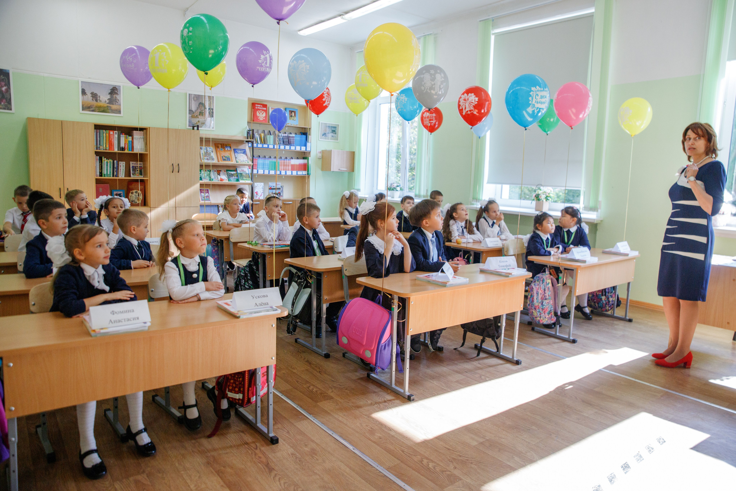 Репортажная съемка первого сентября для первоклассников. Семейный и школьный фотограф в Москве Анна Ткач