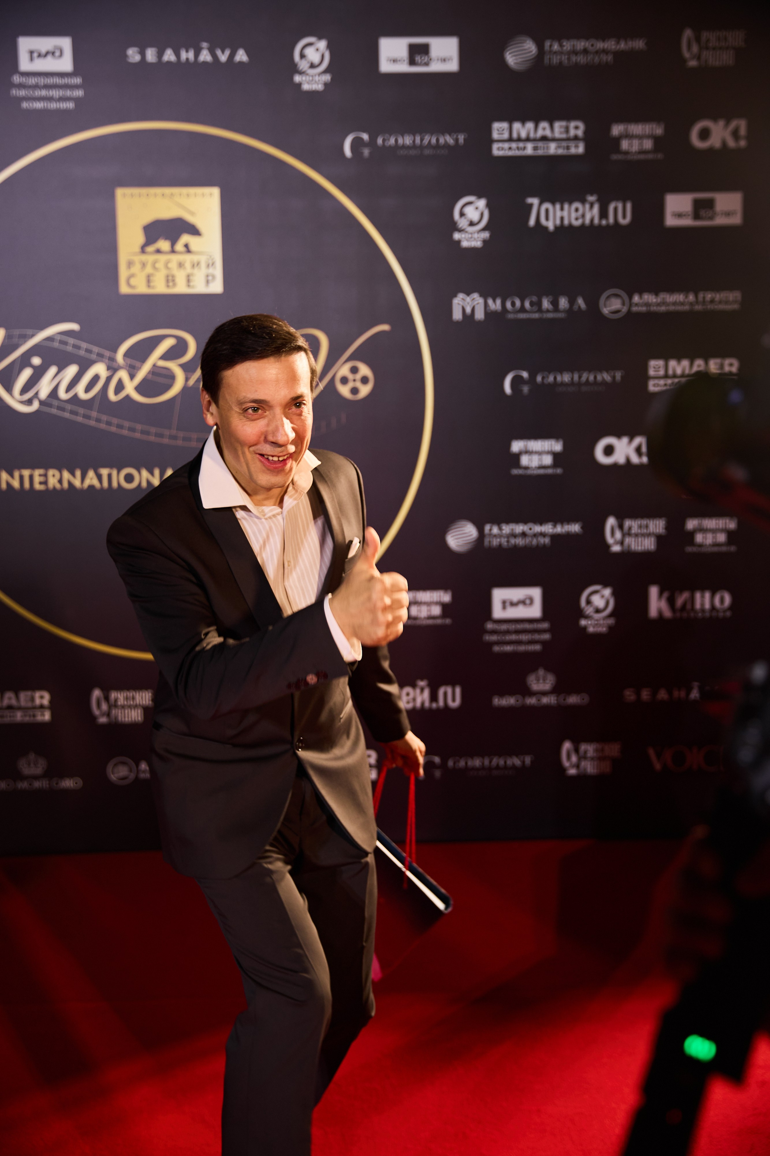 Фотосъемка репортажа кинофестиваля. Профессиональный фотограф в Сочи Виктория Джой. Обучение