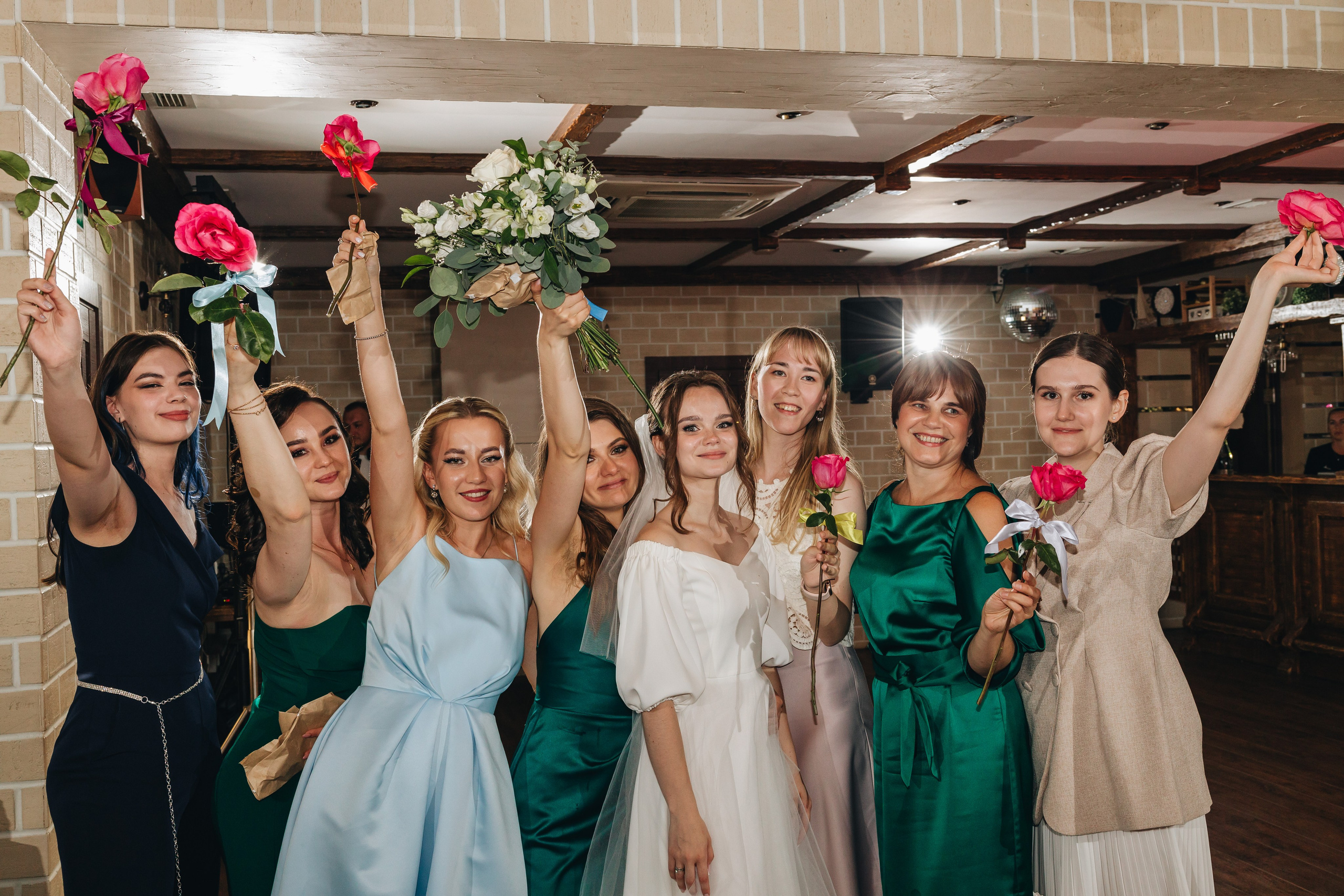 Антон и Ангелина. Свадебный фотограф и видеограф — Сергей и Дарья