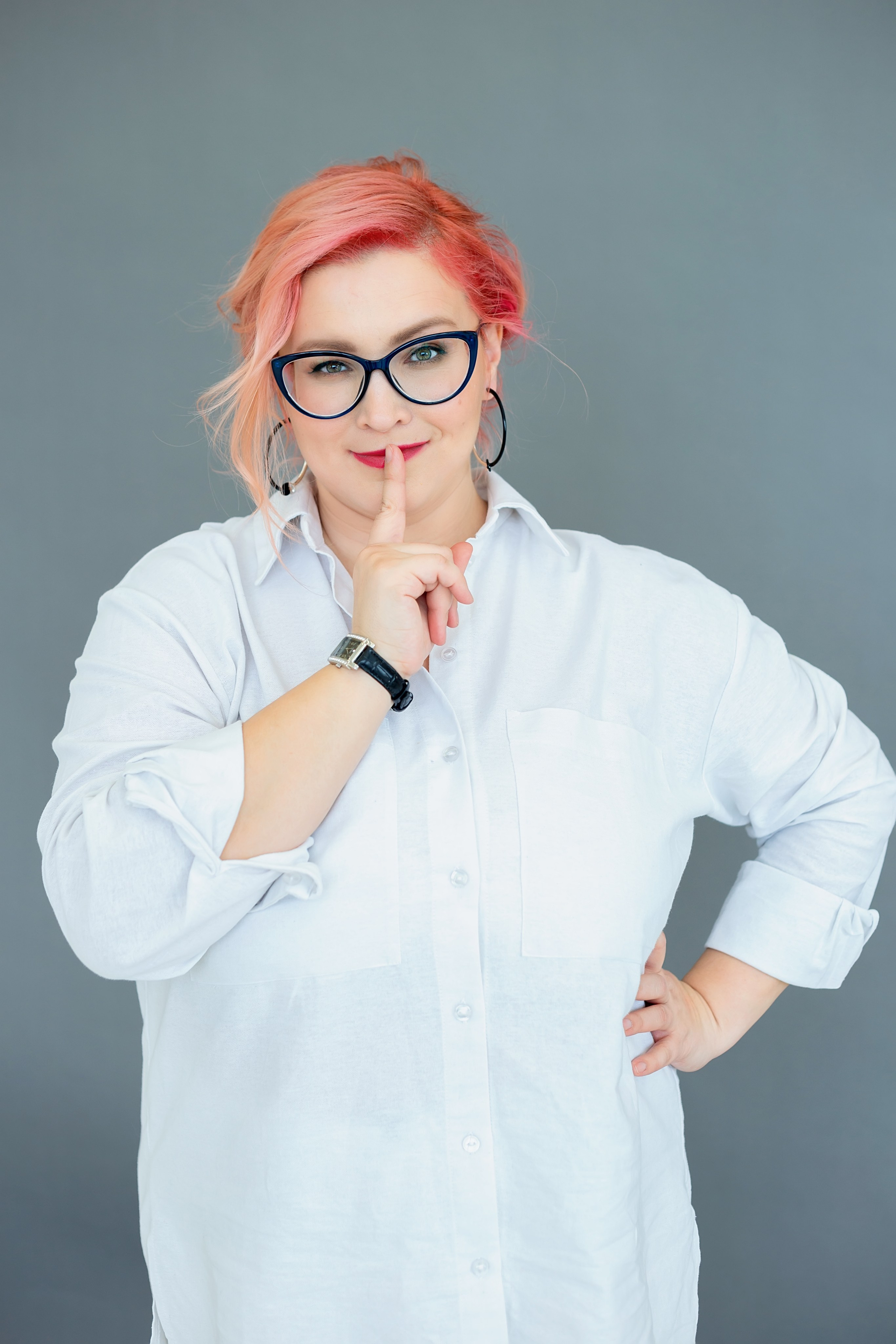 Профессиональные фото для коуча в СПб, яркие портреты для привлечения клиентов. Портретные фотосессии, контент-съемки, репортаж