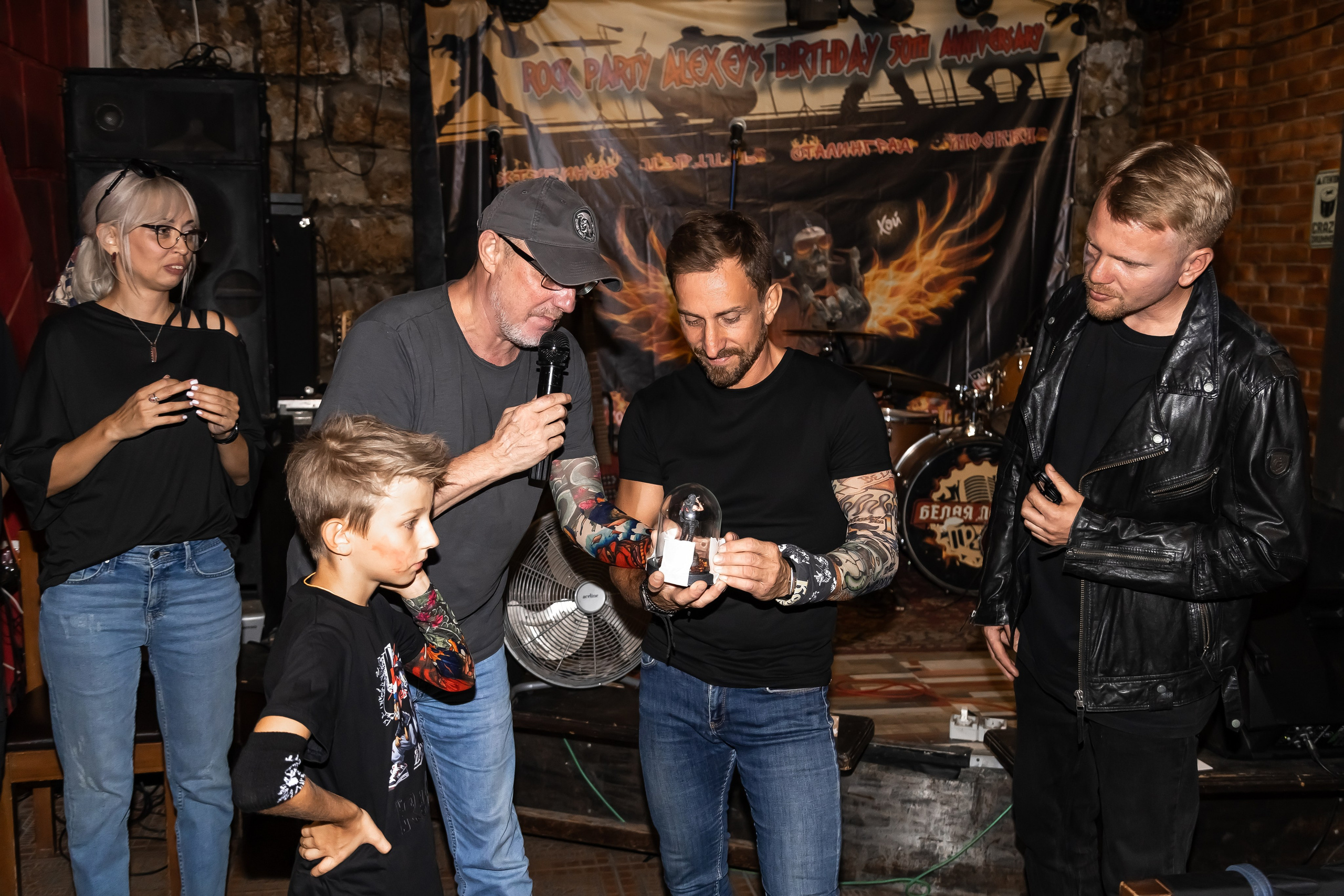 День Рождения Алексея в баре «Белая Лошадь». Фотограф в Волгограде Норченко Светлана