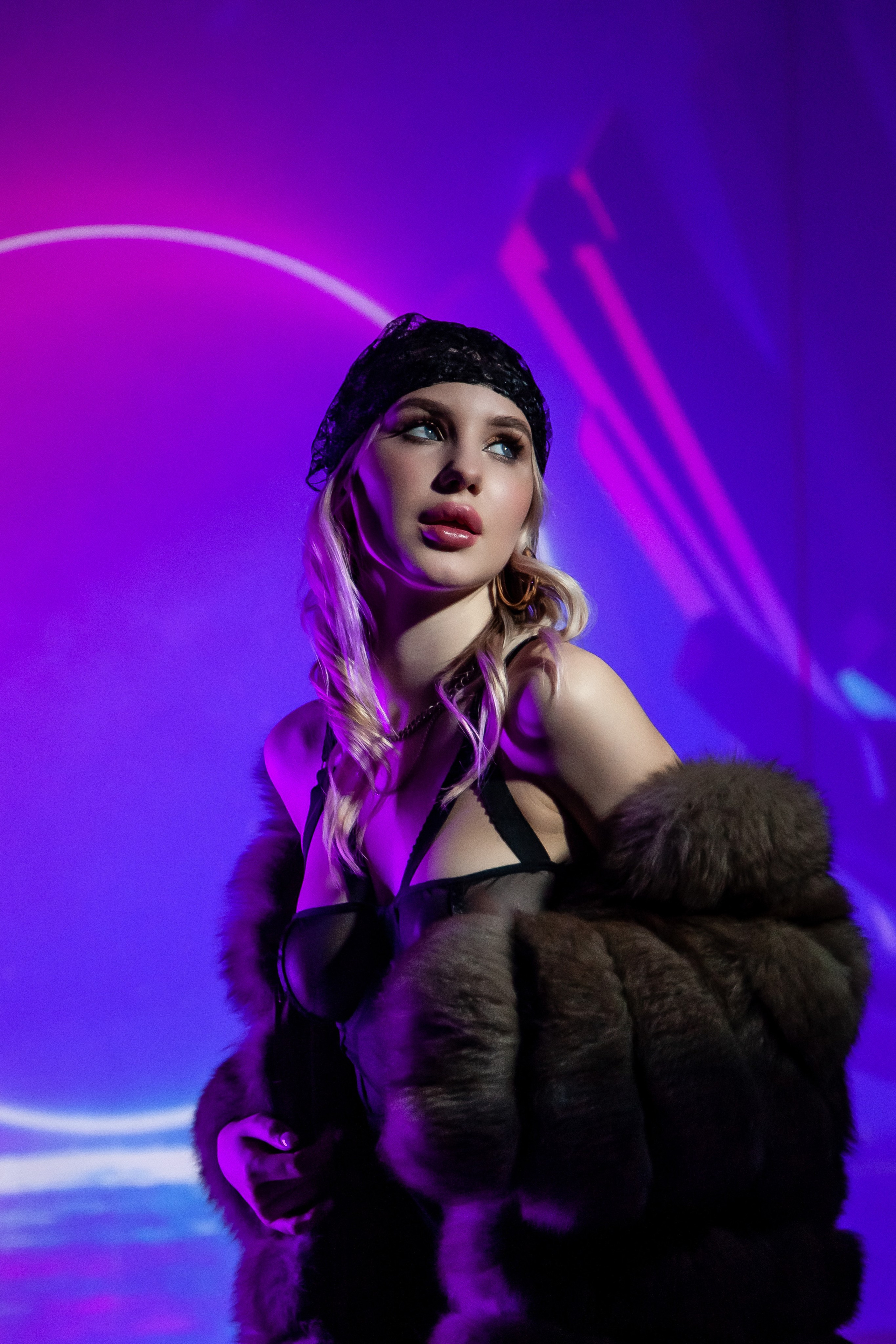 Анна в шубке. Фотограф в Волгограде Норченко Светлана