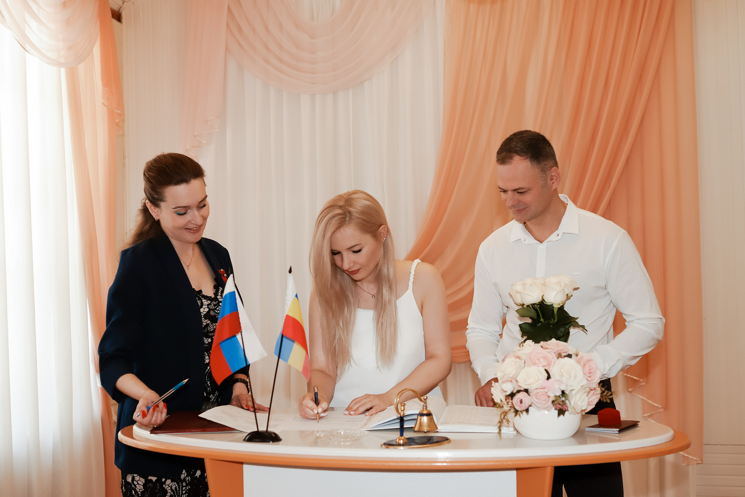 Юлия и Михаил. Свадебный фотограф Евгения Фролова г. Каменск-Шахтинский, Донецк, Ростов