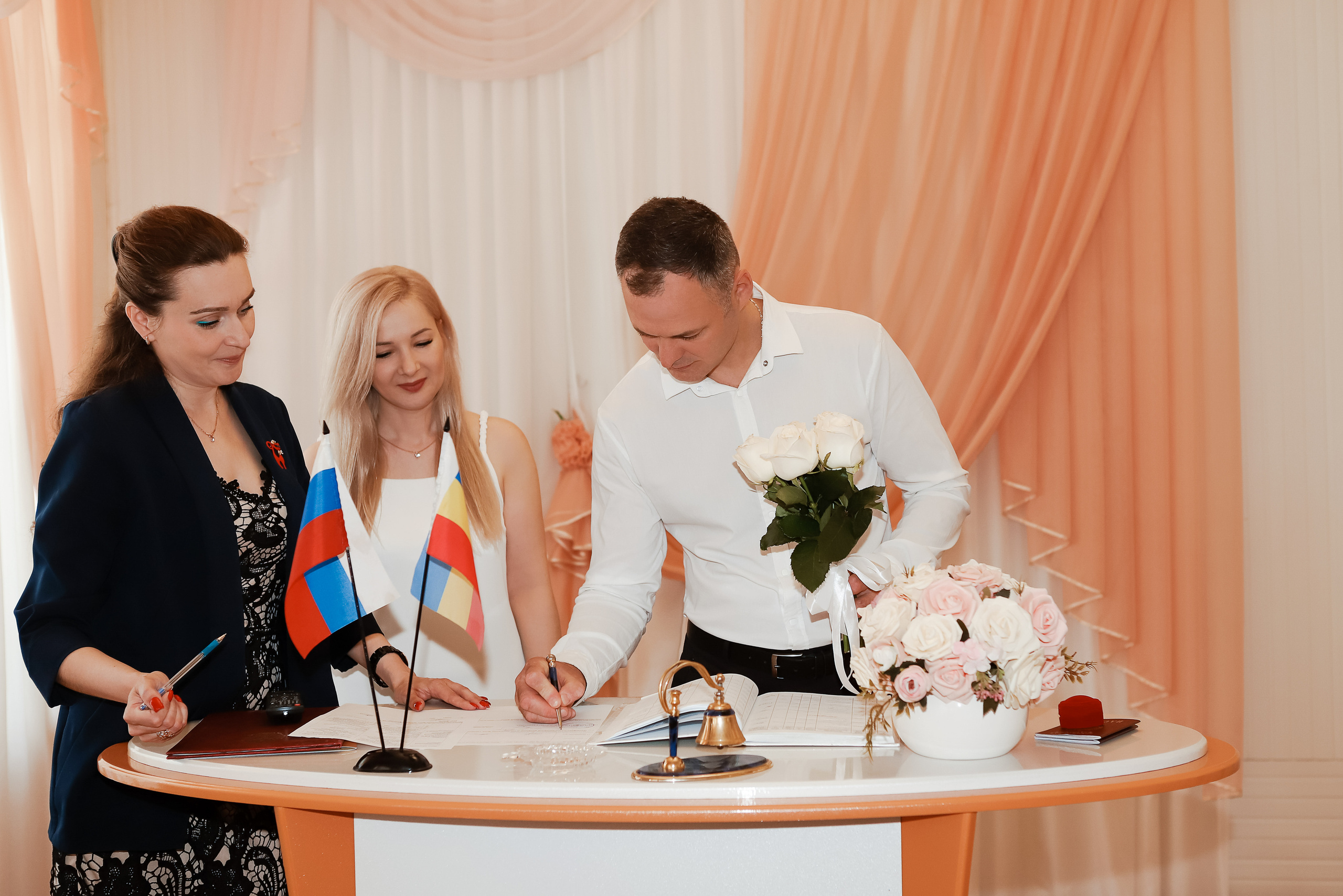 Юлия и Михаил. Свадебный фотограф Евгения Фролова г. Каменск-Шахтинский, Донецк, Ростов