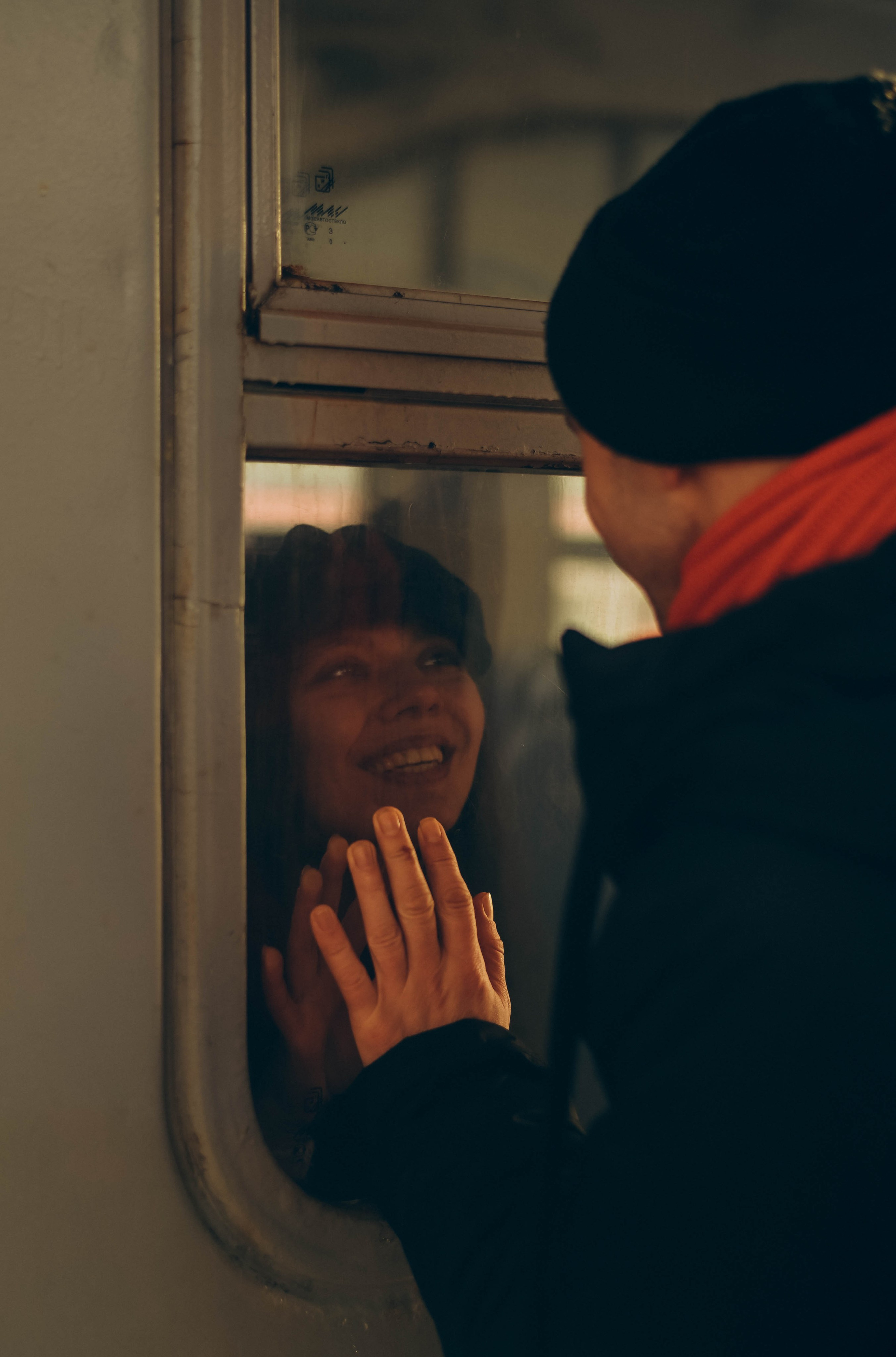 фотосессия love story фотосессия в электричке свадебный фотограф спб 