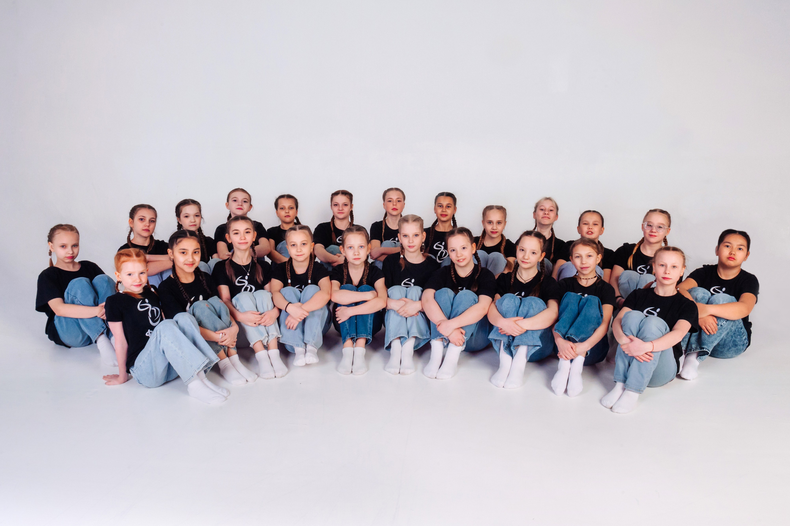Групповая съёмка студии современной хореографии «Флэш». Фотограф Магнитогорск Данил Семенов