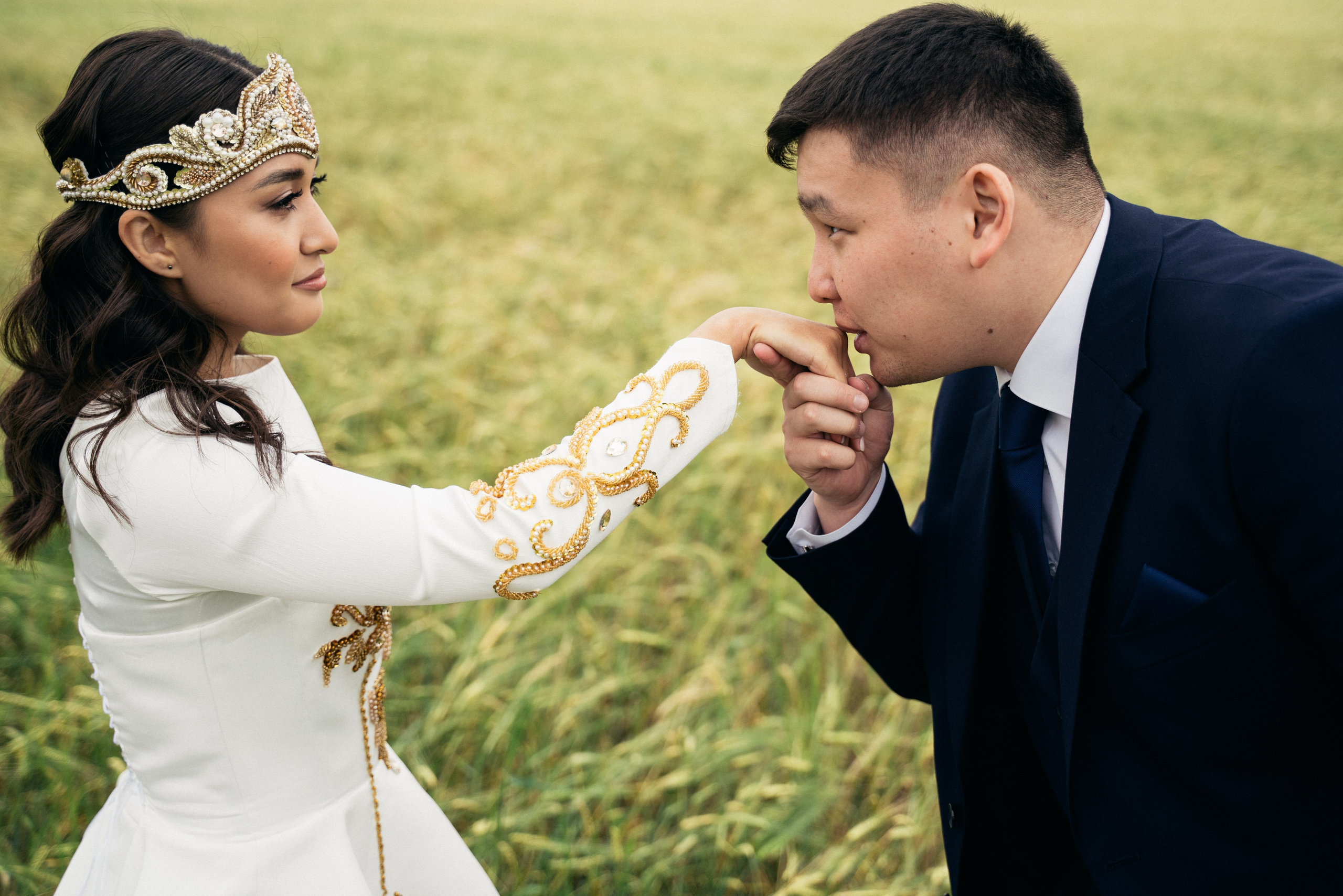 Адиль и Алтынай. Семейный и свадебный фотограф Молодзяновская Елена