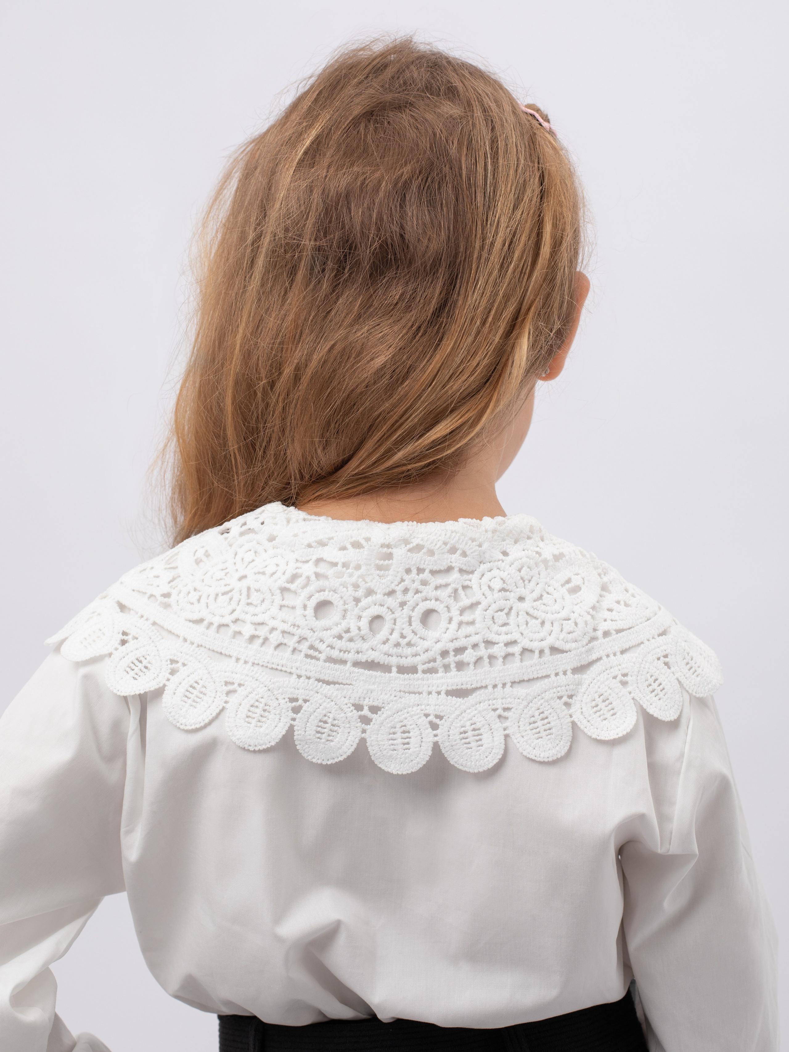 Школьная одежда. Фотостудия предметной и модельной съёмки для маркетплейсов