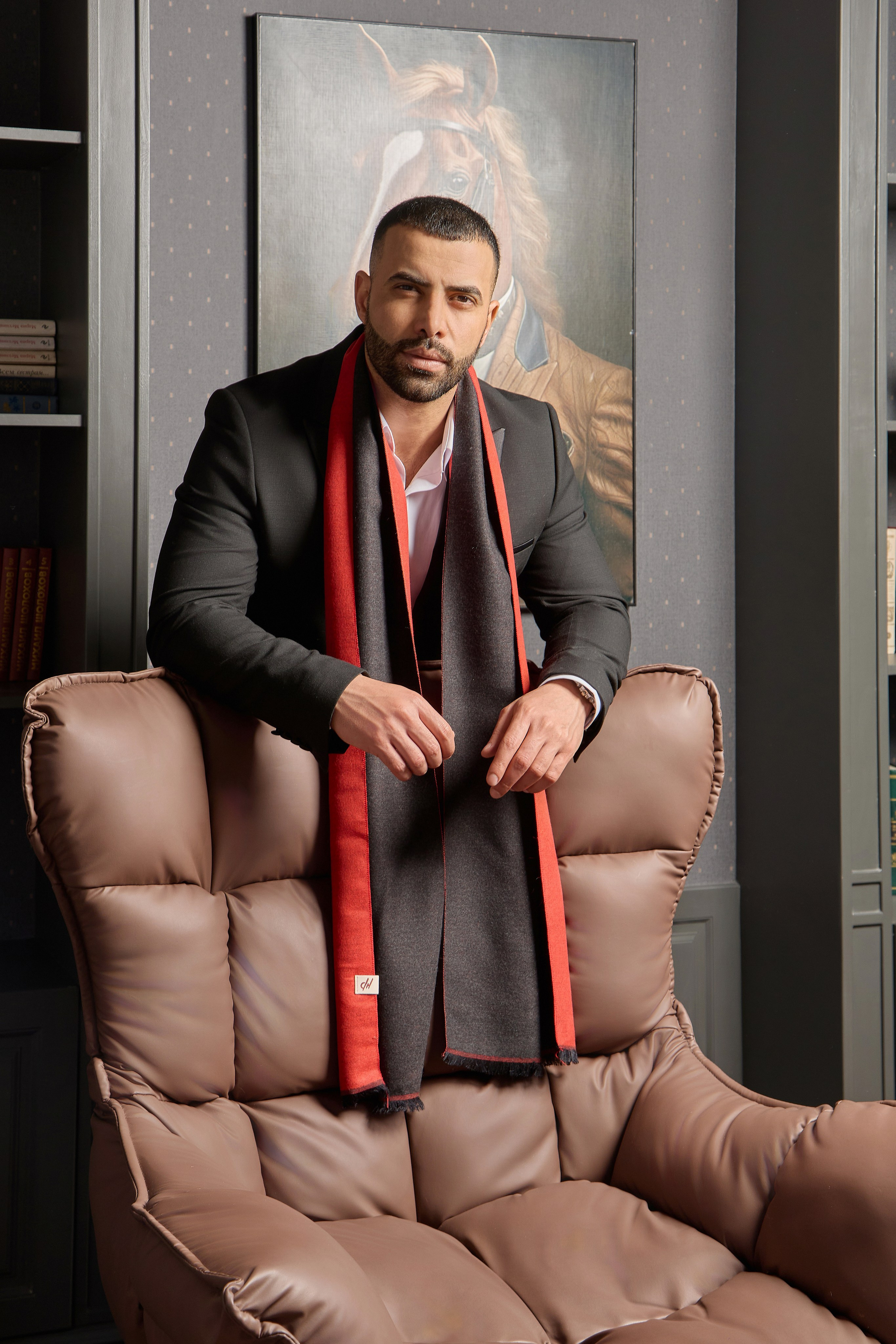 Фотосессия мужских шарфов. Фотограф Руслан Потапов в Краснодаре