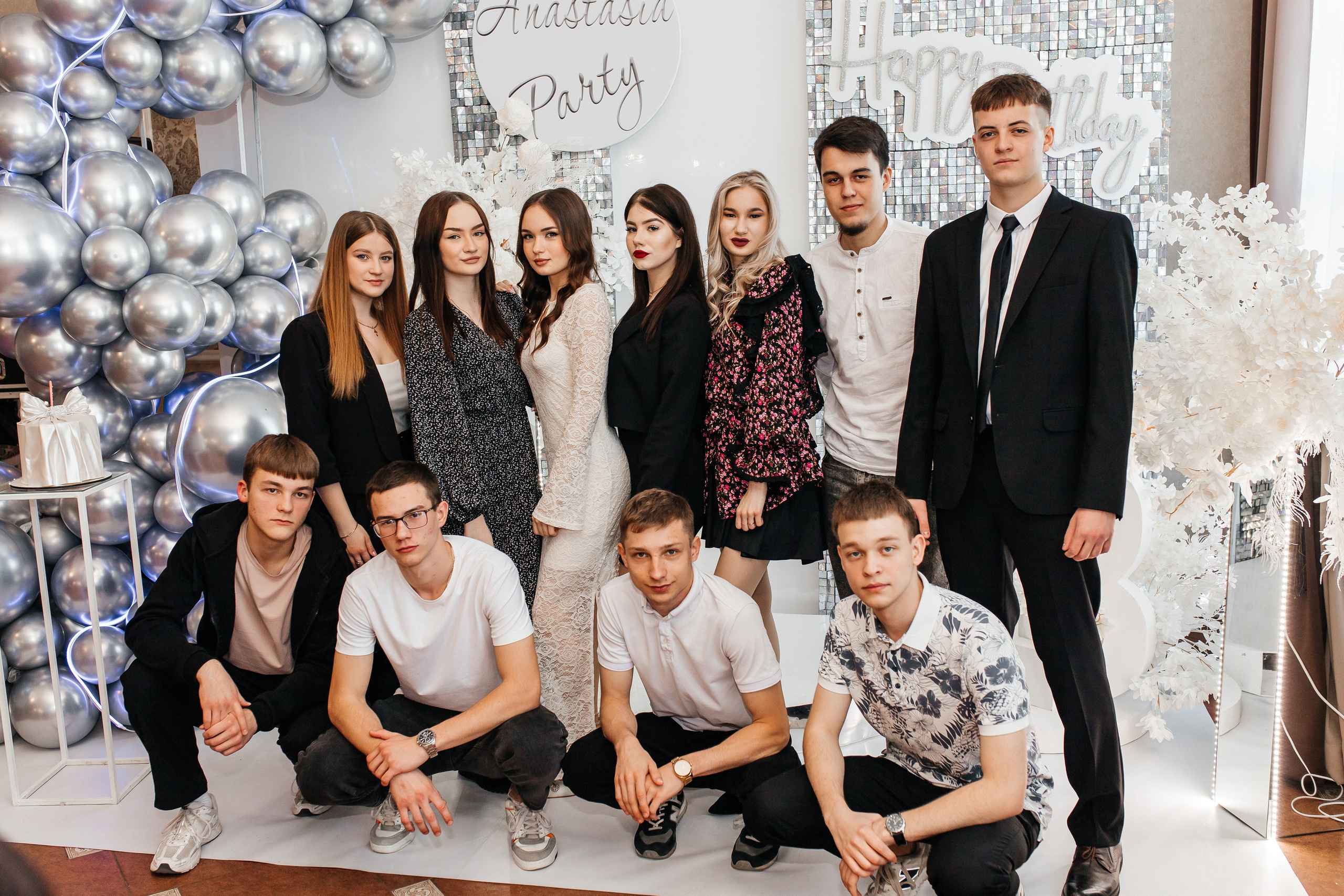 День рождения в кафе. Семейный фотограф Клименко Дарья в станице Ленинградская