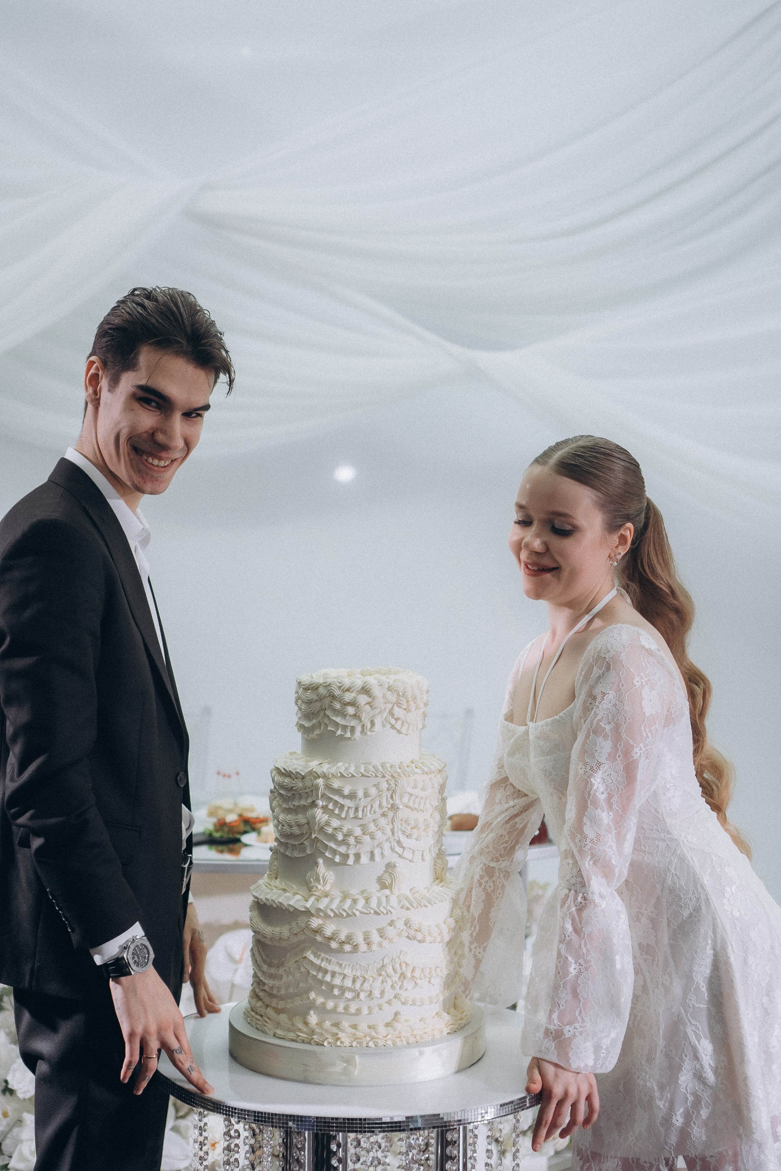 СВАДЕБНЫЙ ТОРТ. ФОТОСЕСИИЯ БАНКЕТА (СНЯТО В СИБИРЕ В НИЖНЕВАРТОВСКЕ). Профессиональный фотограф, Санкт-Петербург — Виктория Богомолова