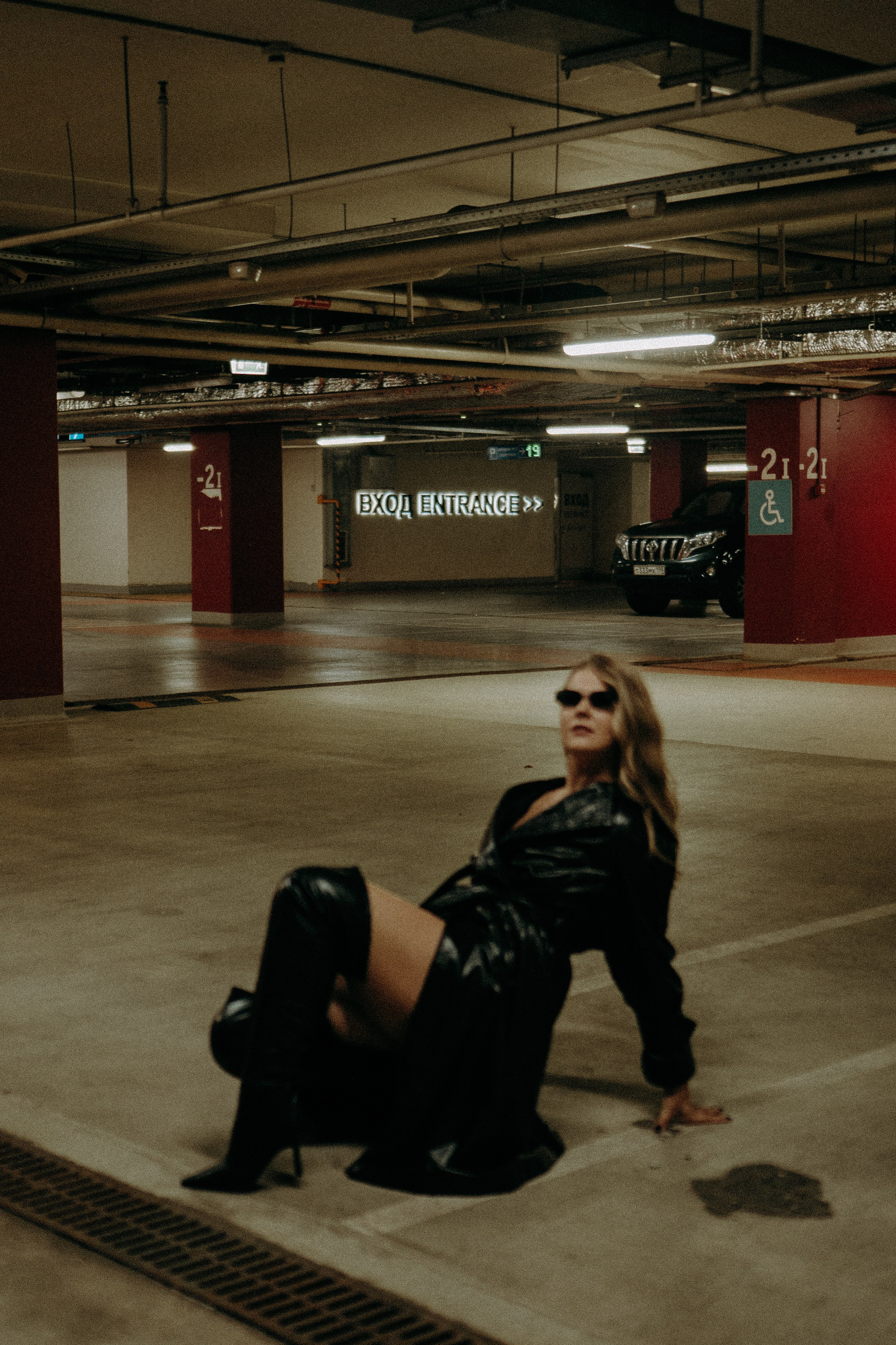 НА ПАРКОВКЕ. Профессиональный фотограф, Санкт-Петербург — Виктория Богомолова