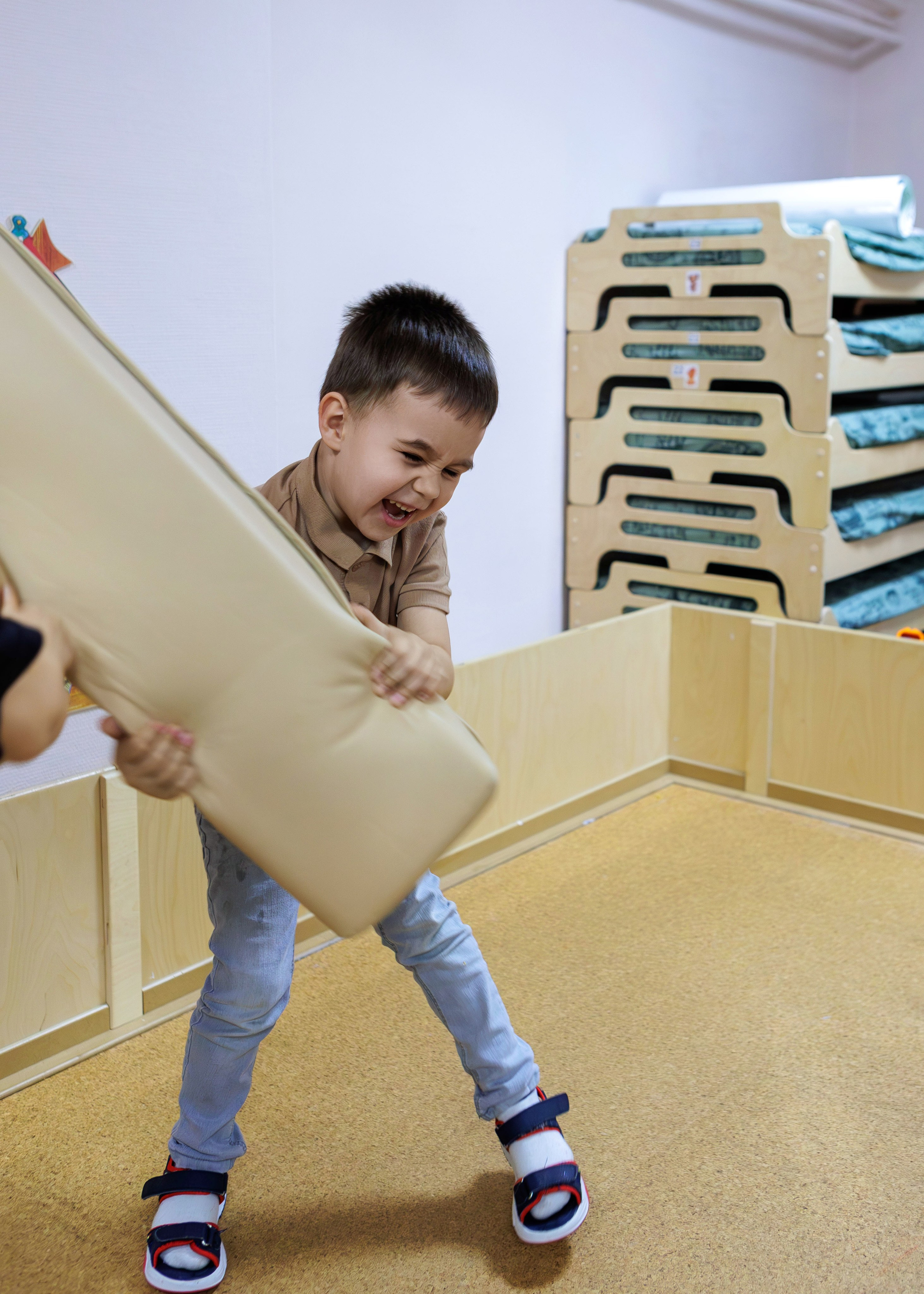 МК к 8 марта. Выпускные альбомы и школьный фотограф в Подольске, Троицке, Щербинке, Москве и Московской области