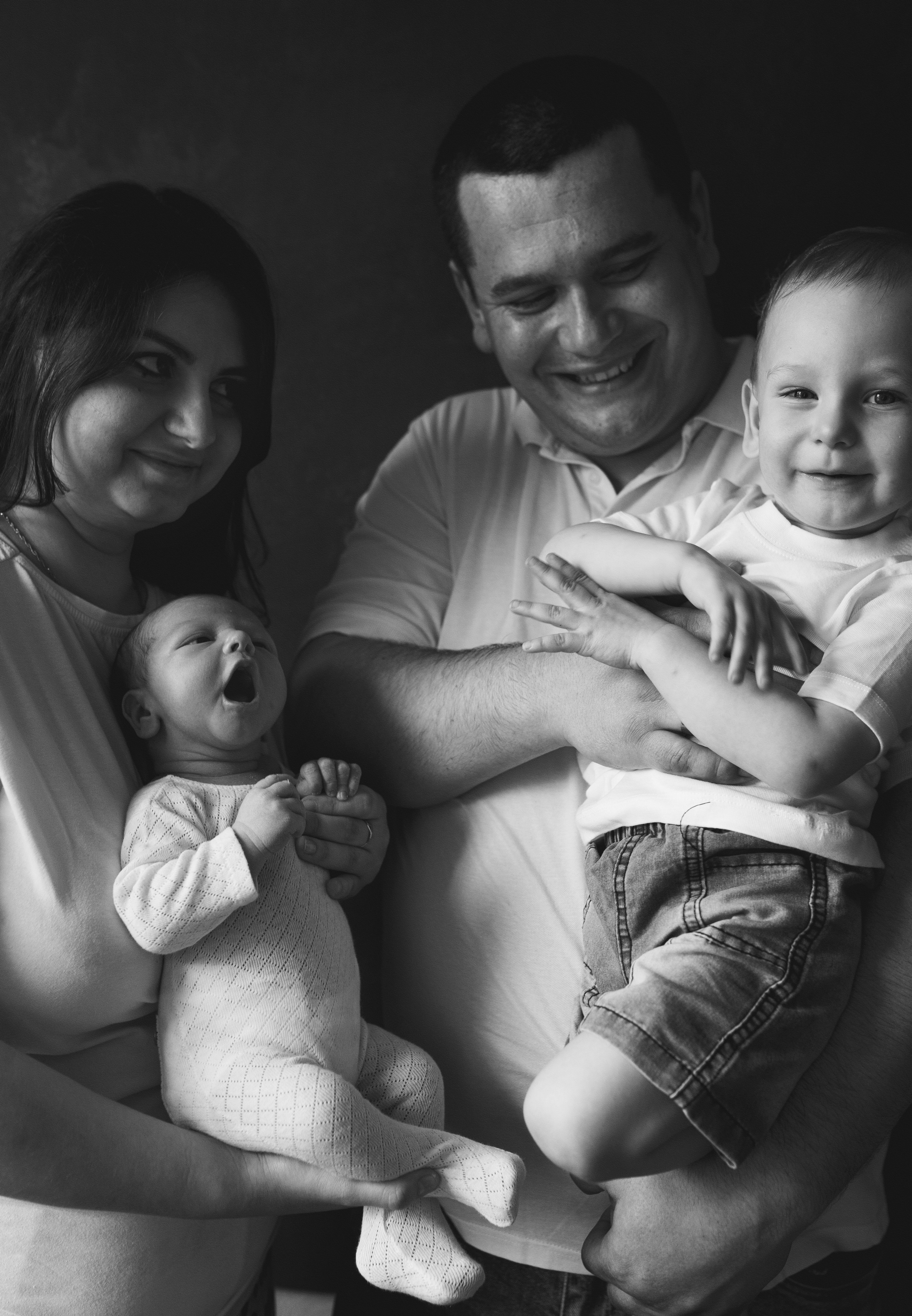 Паша. Семейный и  фотограф новорожденных Радужный ХМАО Зара Муртузалиева