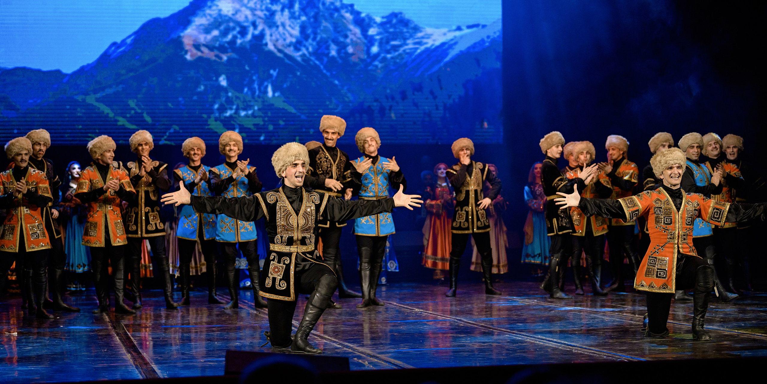 Ансамбль «Лезгинка» концерт в Махачкале. РЕПОРТАЖНЫЙ И БИЗНЕС ФОТОГРАФ В МОСКВЕ, ЕГОР НИКОЛАЕВ