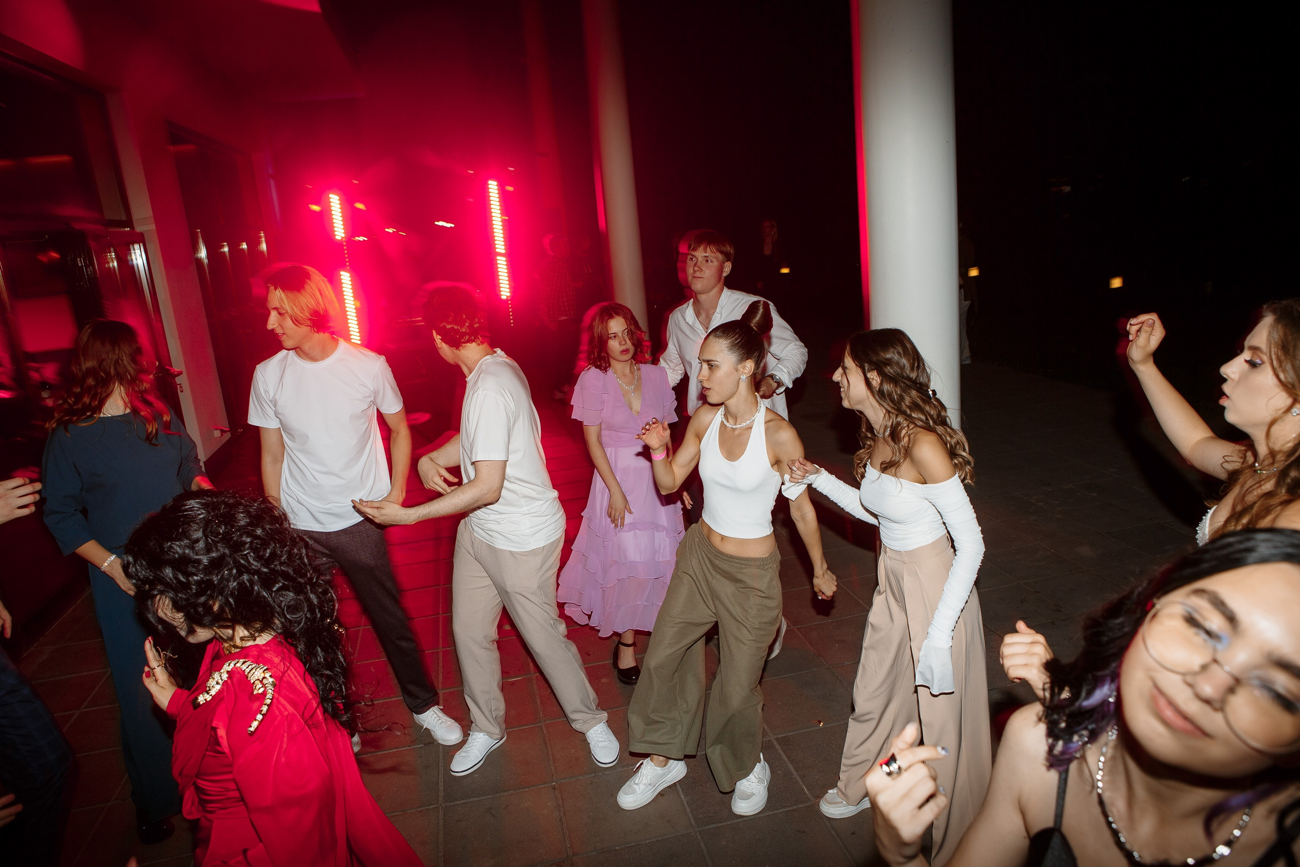 Выпускной Гимназия 12 2024 OpenHouse. Свадебный и портретный Фотограф в Липецке Дмитрий Котюков