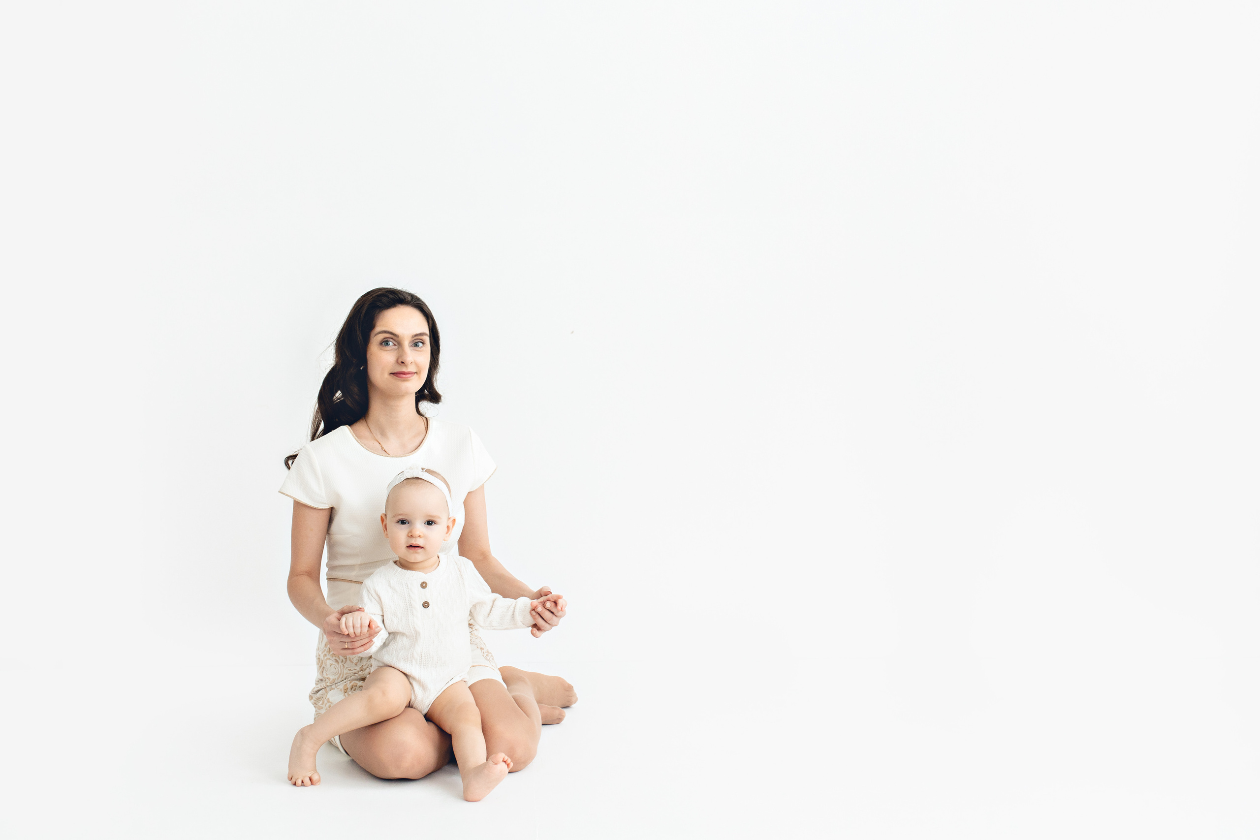 Первый тортик Софии. Фотограф новорожденных в городе Ульяновске Павленкова Лилия