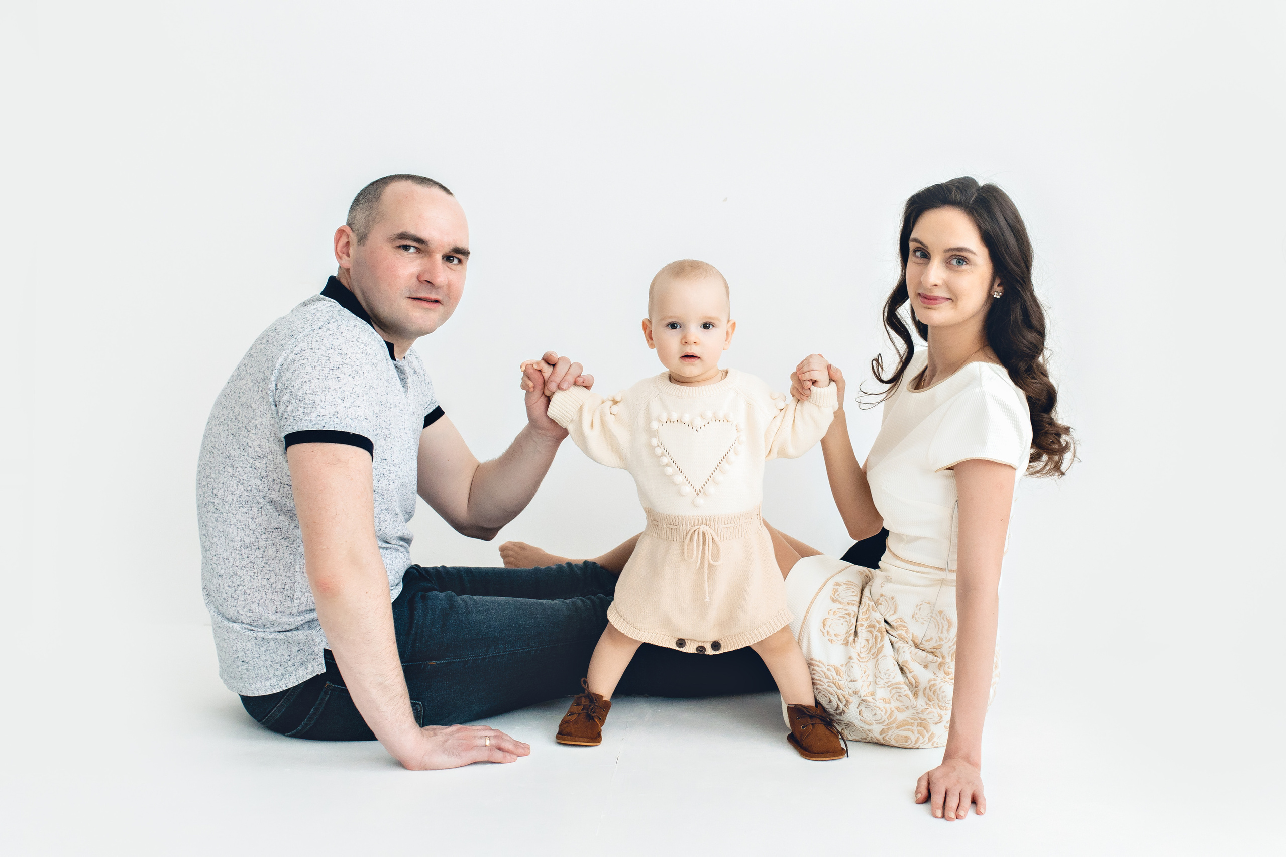 Первый тортик Софии. Фотограф новорожденных в городе Ульяновске Павленкова Лилия