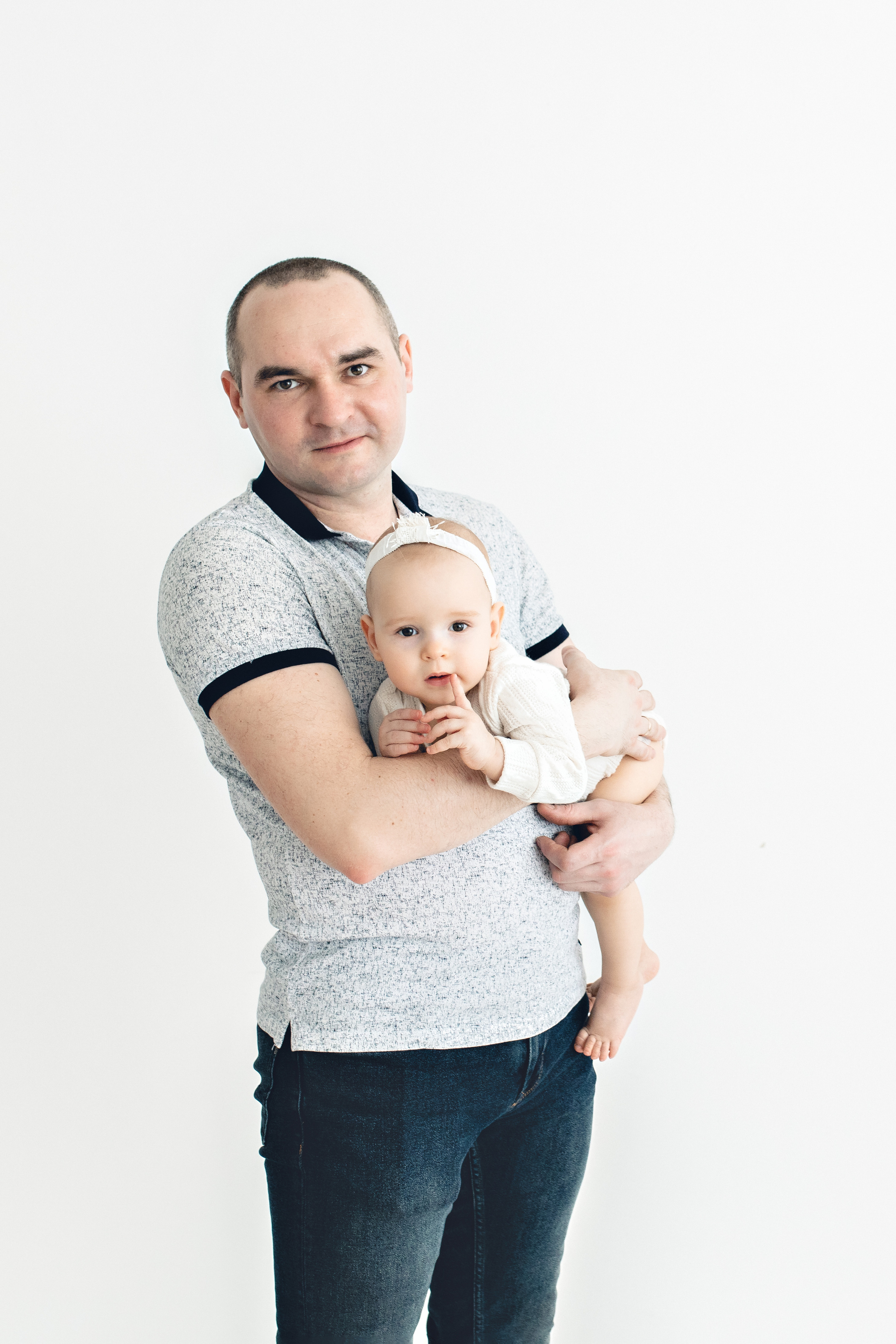 Первый тортик Софии. Фотограф новорожденных в городе Ульяновске Павленкова Лилия