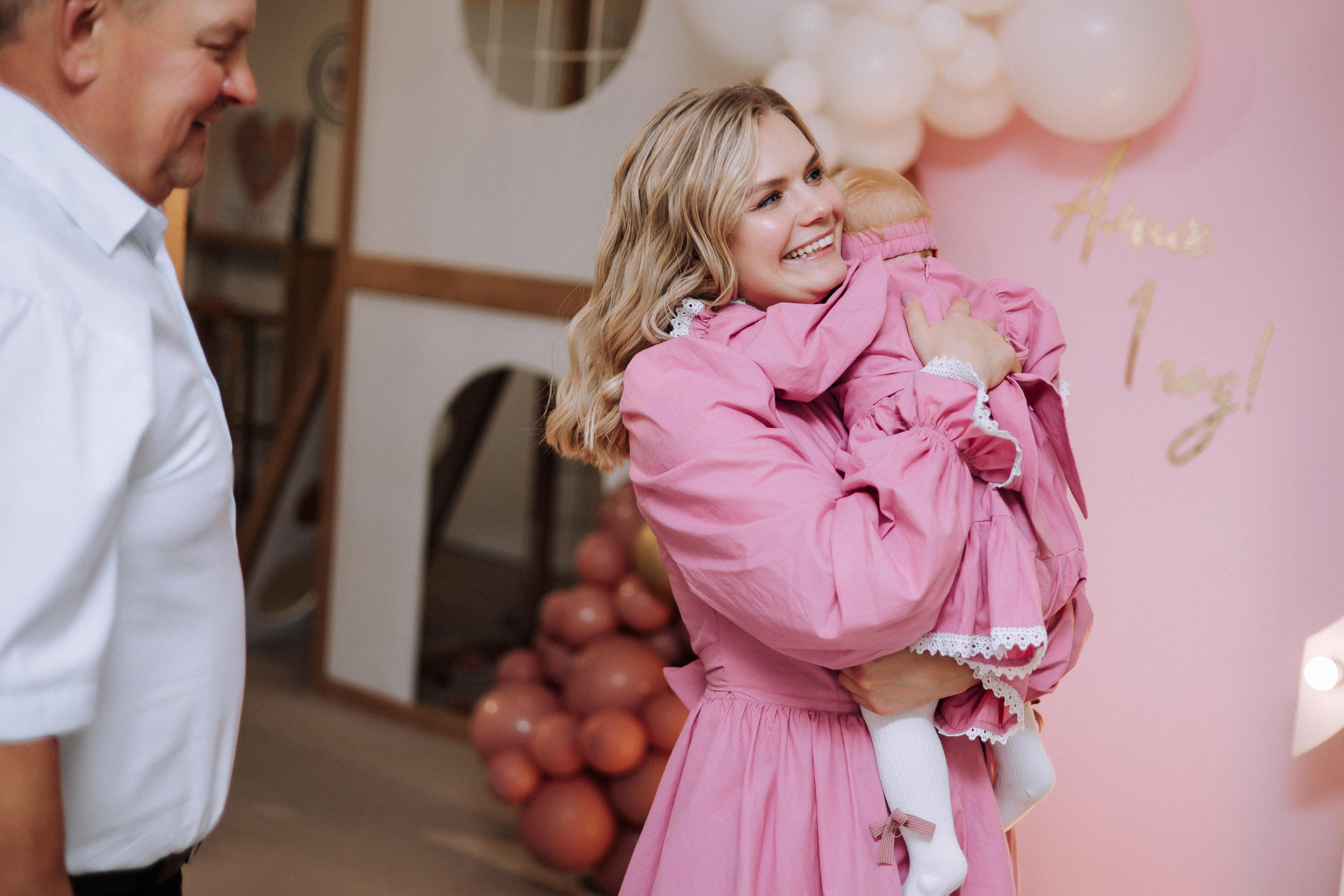 Алиса 1 годик. Свадебный фотограф Минск РБ