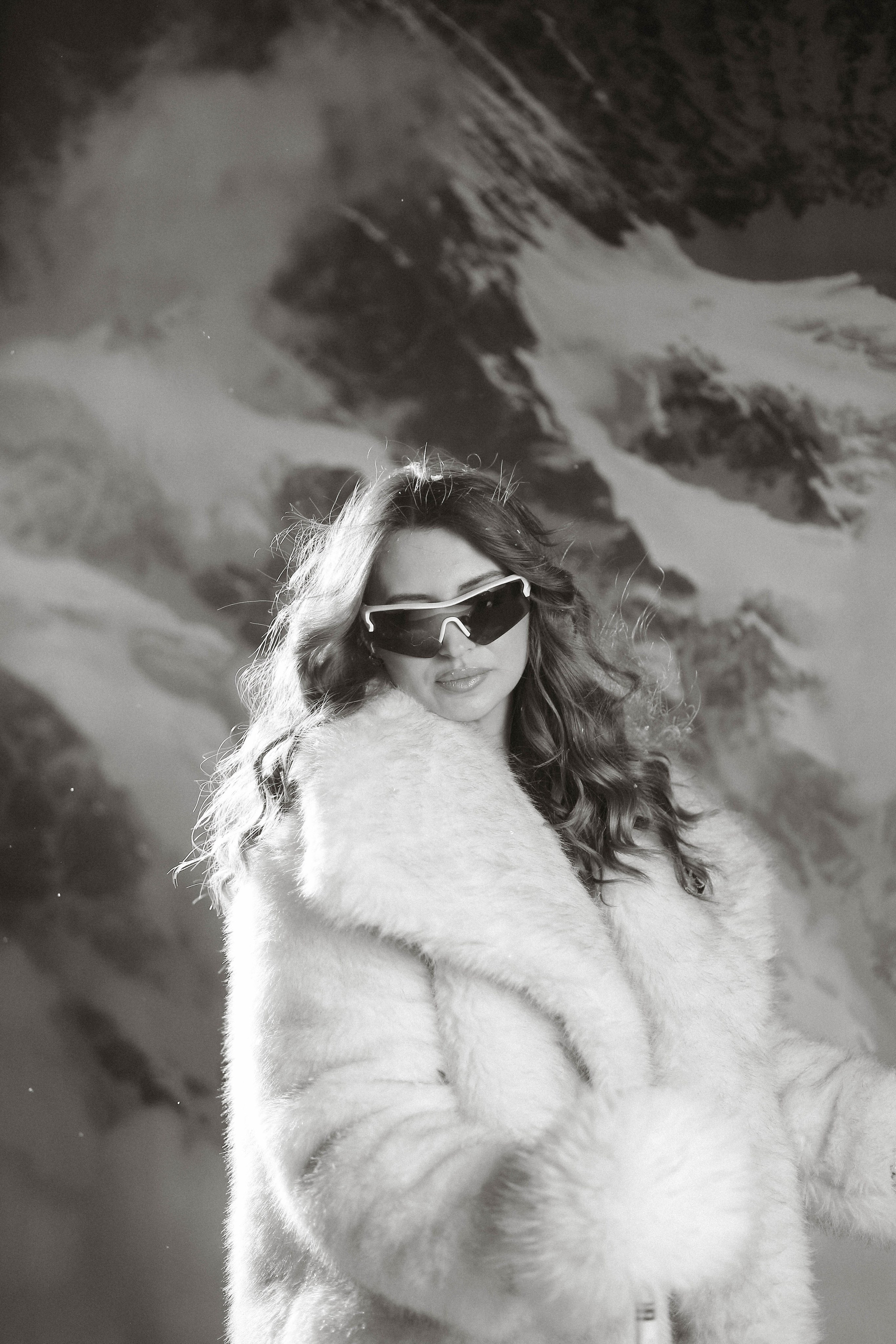 Фотосессия с в студии. Гламурная съемка с лыжами. Иванова Ирина Свадебный и семейный фотограф г. Уфа